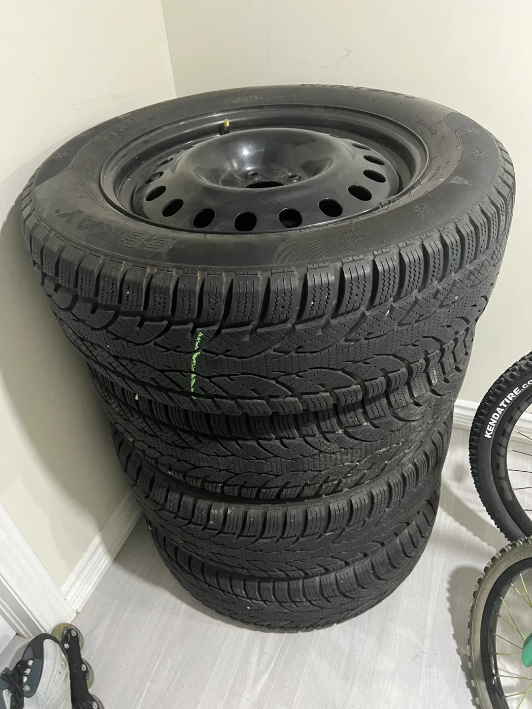 Eskay Winter Tires 245/60R18