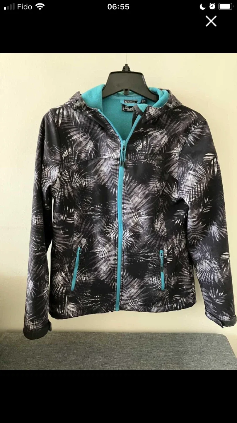 Mountain Warehouse Softshell Jacket - Size 8