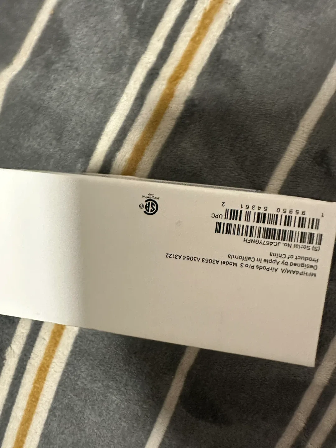 Apple AirPods Pro 3 - New in Box image indicator(3)