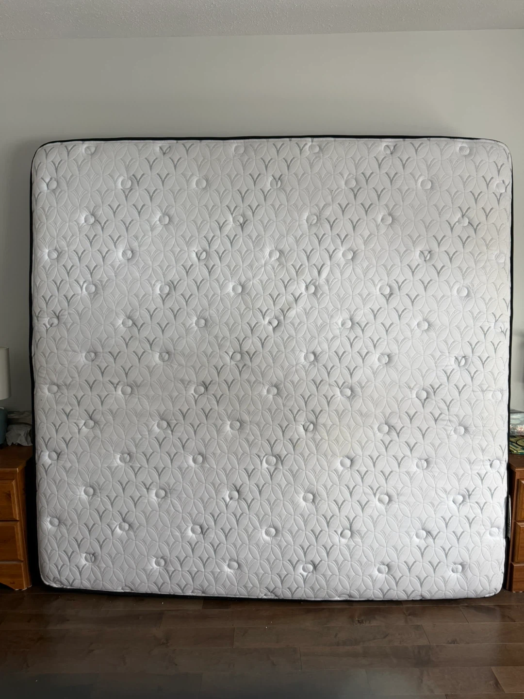 Sealy Posturepedic Mattress - photo 5