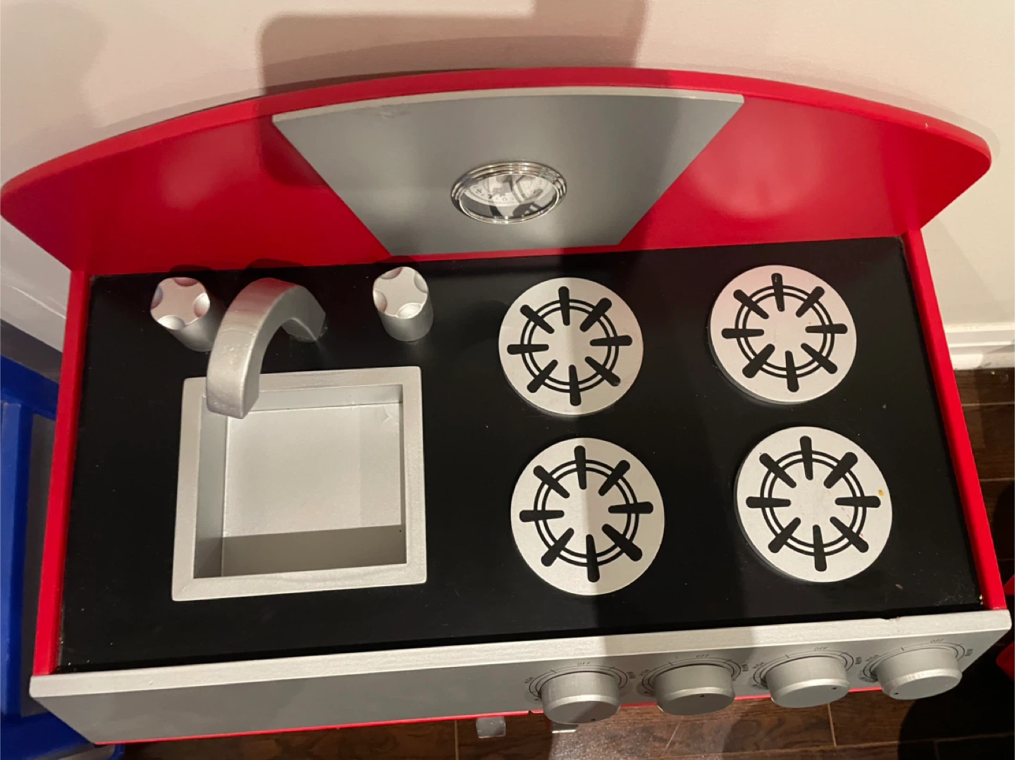 Red & Silver KidKraft Play Kitchen - photo 2