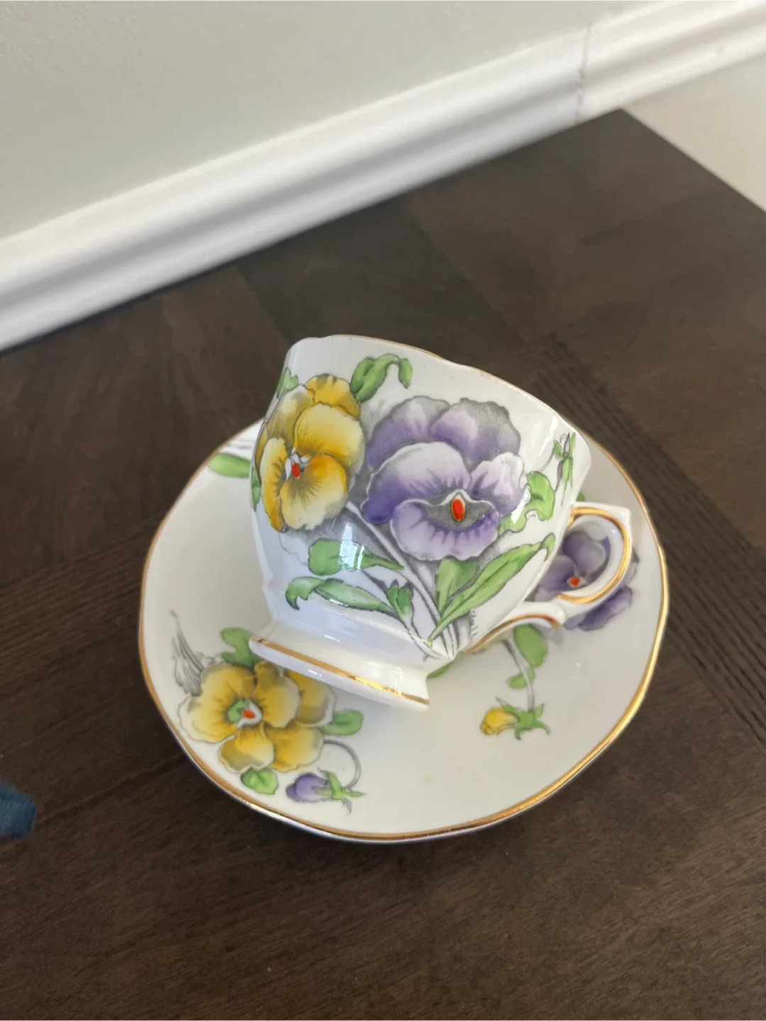 Salisbury Fine Bone China Tea Cup & Saucer image indicator(3)