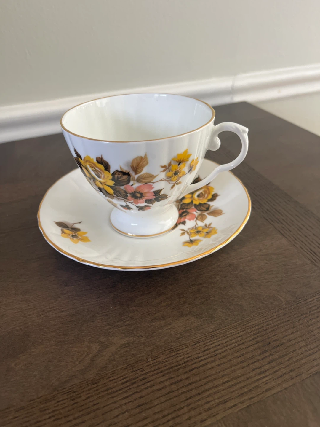 Royal Grafton Fine Bone China Tea Cup & Saucer