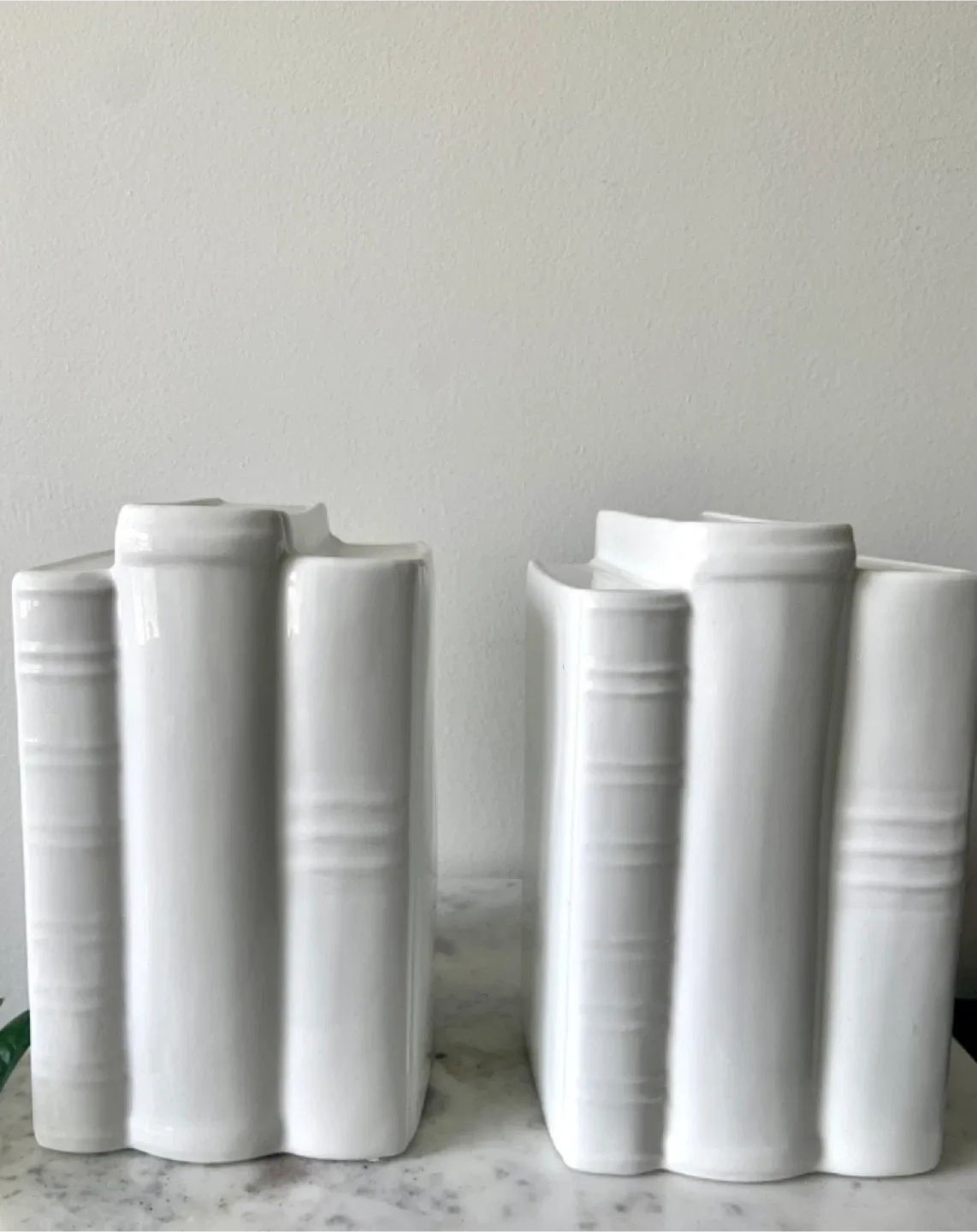 Bookend Ceramic Set - White