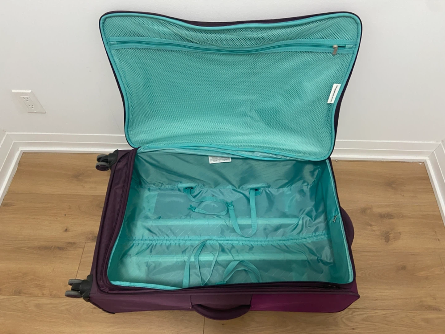 IT 30INCH Luggage Purple Suitcase - photo 5