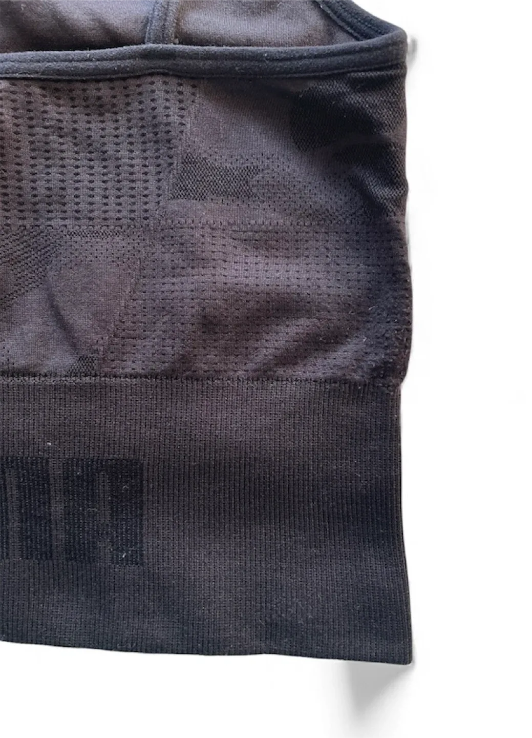 Puma Evo Knit Seamless Black Crop Top image indicator(4)