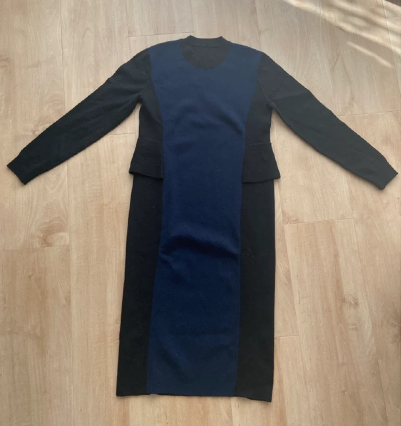 Knit Dress - Black & Blue - Size Small