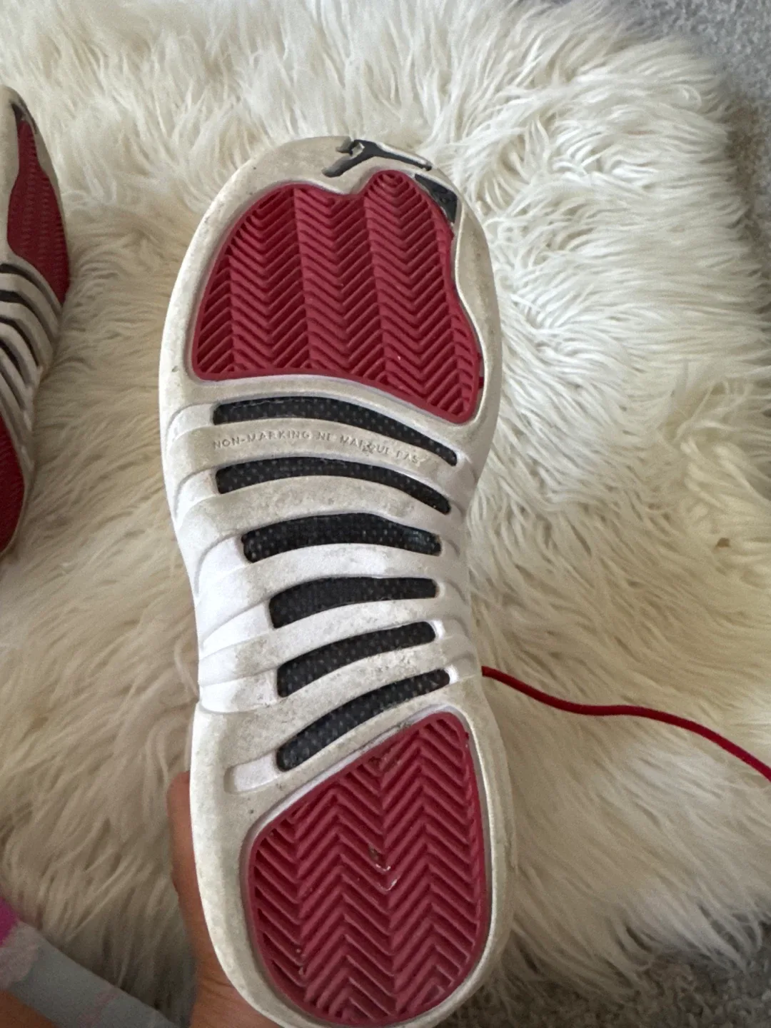 Jordan 12 Retro Gym Red Size 4Y image indicator(2)