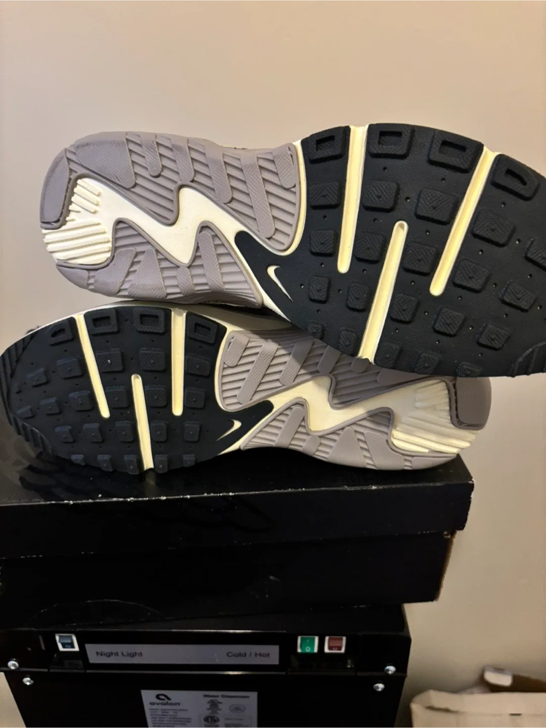 Nike Air Max Excee Lavender Shoes image indicator(5)