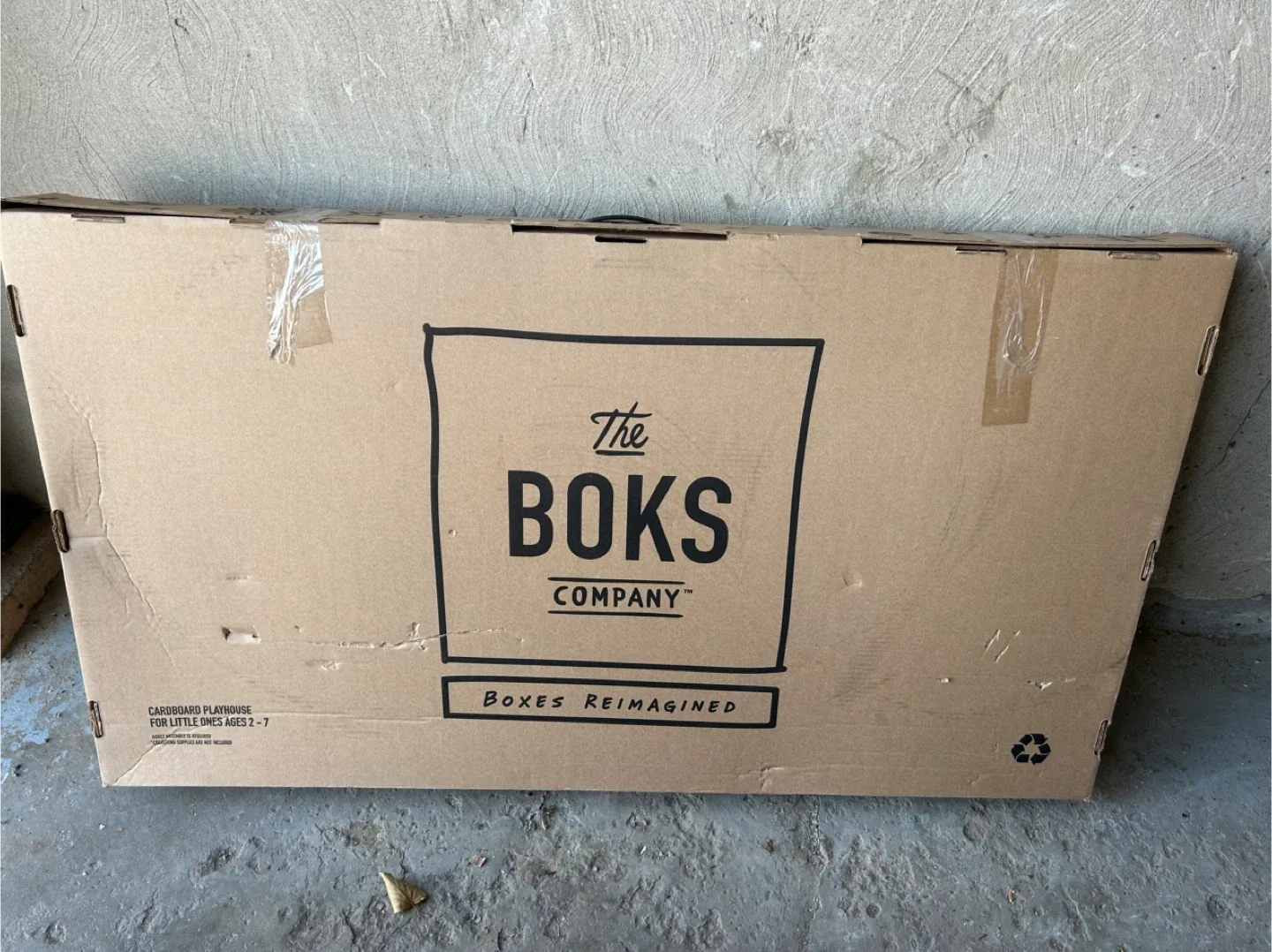 The Boks Company Cardboard Playhouse image indicator(2)