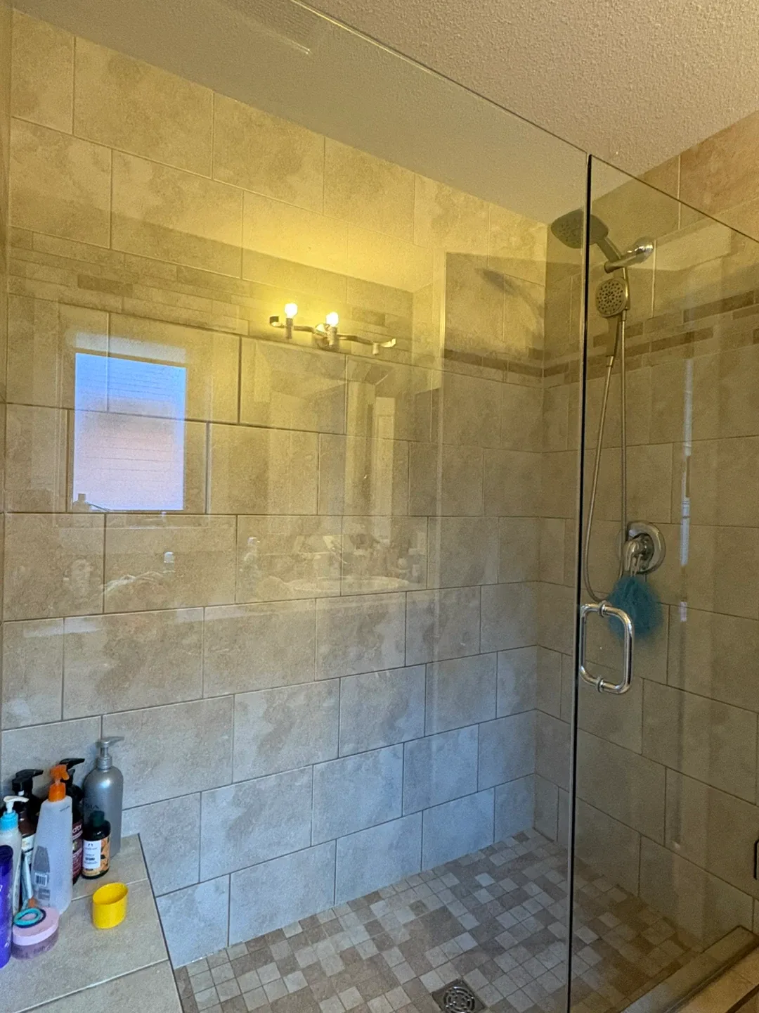 House Cleaning Services image indicator(4)