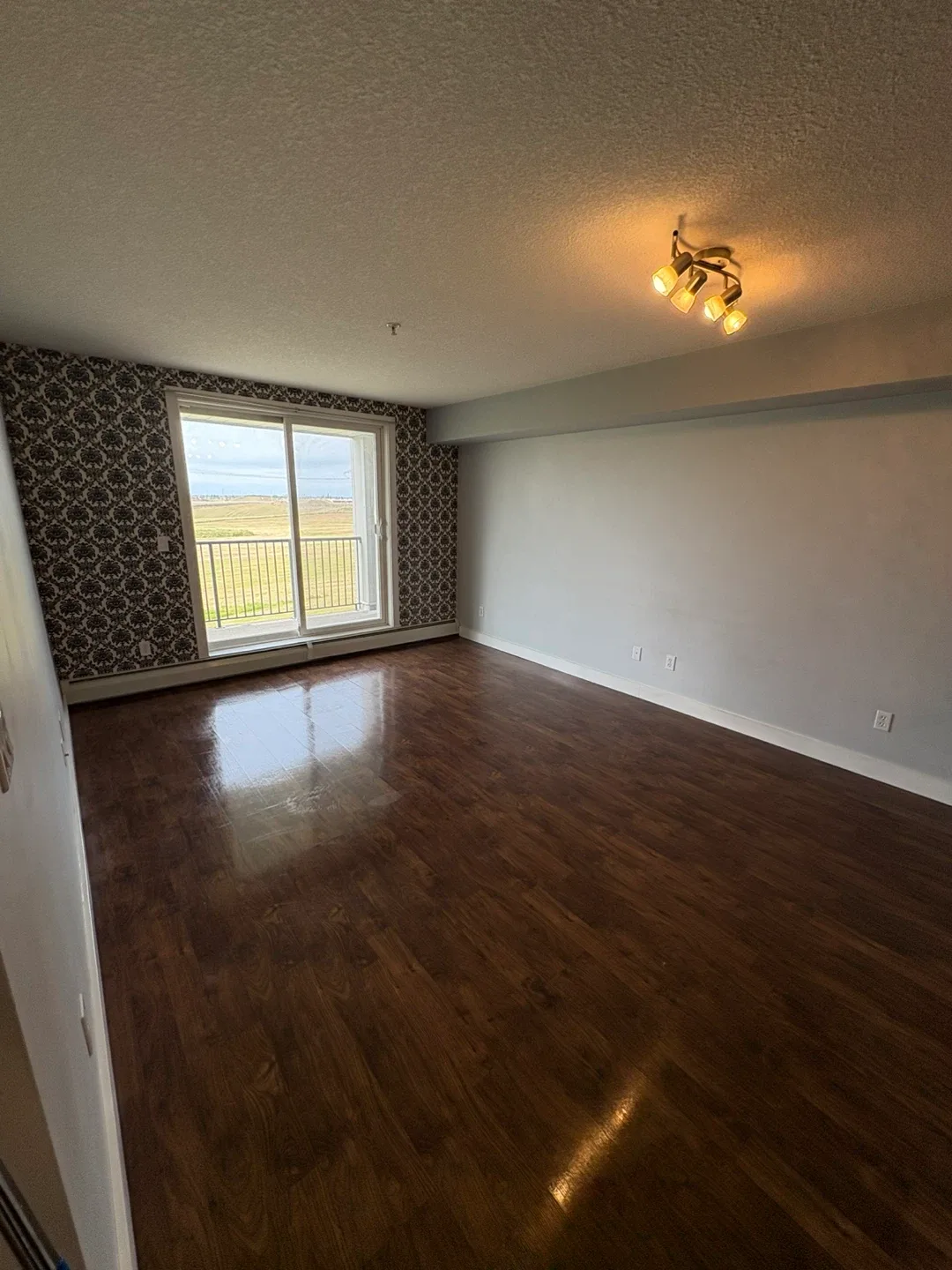 House Cleaning Services image indicator(9)