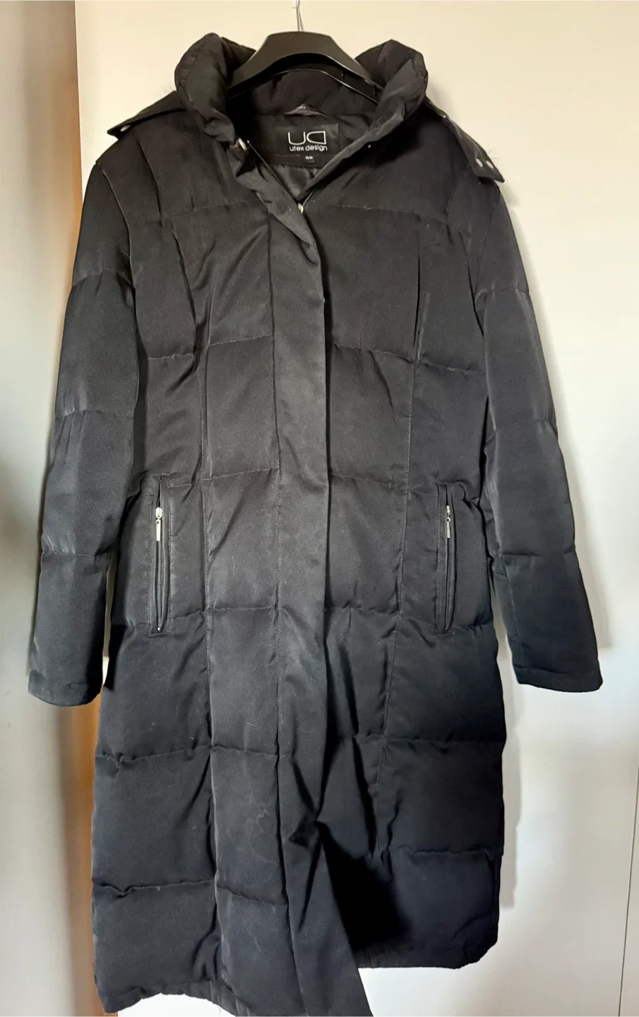Utex Design Black Down Coat - Size M/M