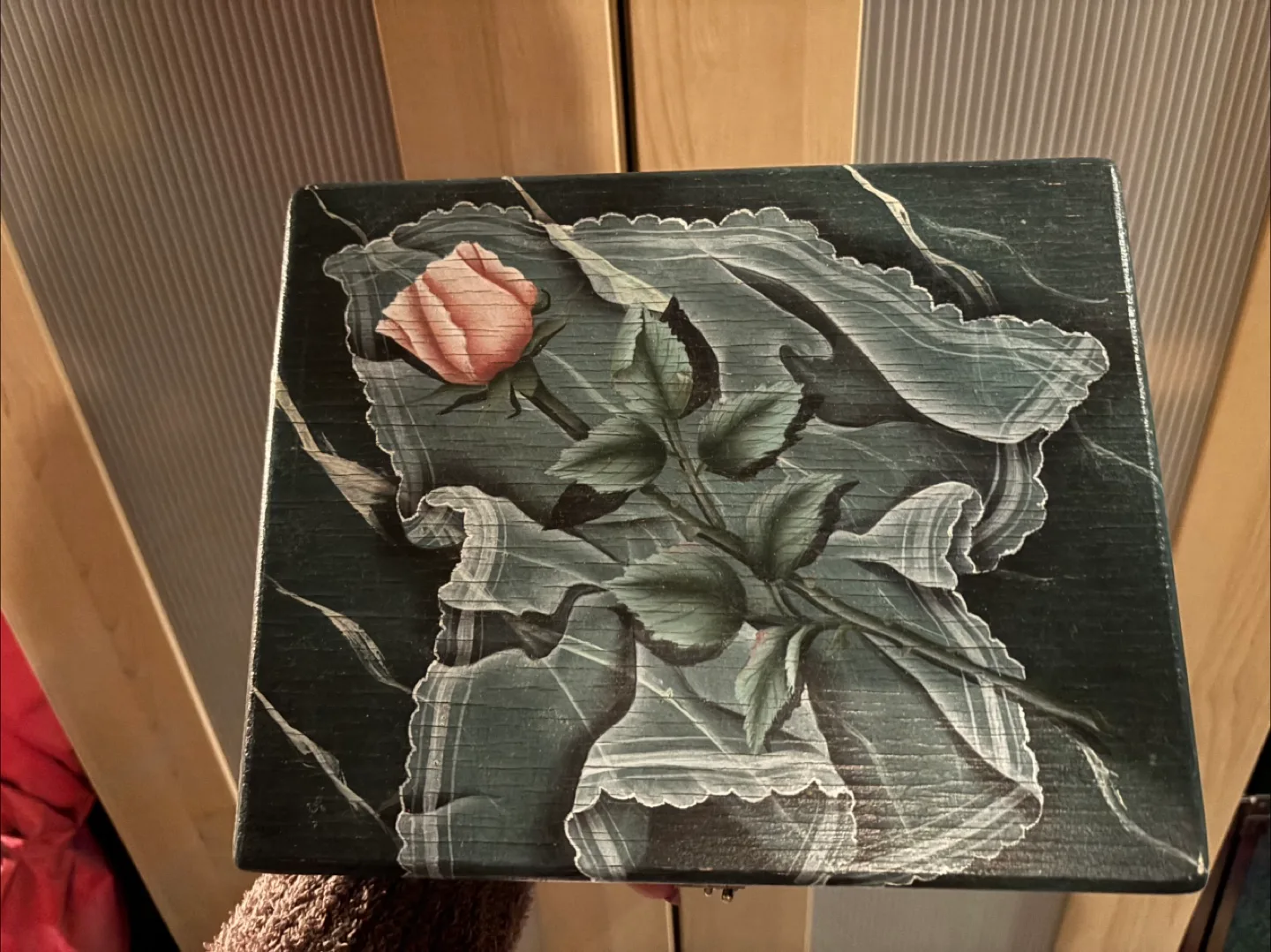 Decorative Rose Wooden Box image indicator(3)