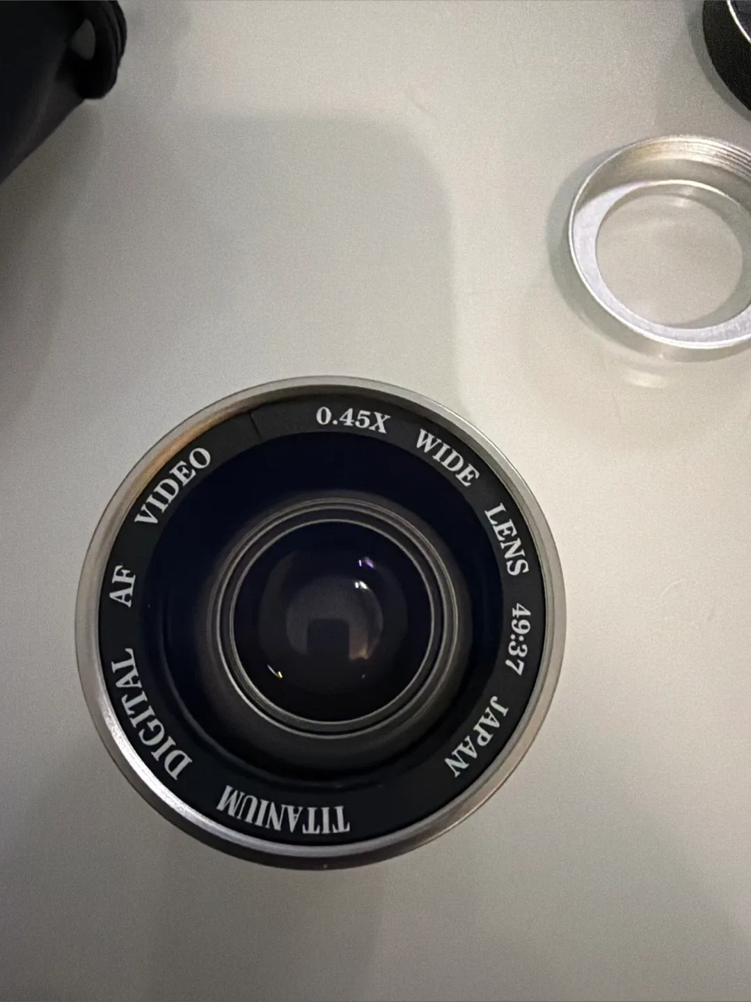 0.45x Wide Lens + Macro image indicator(5)