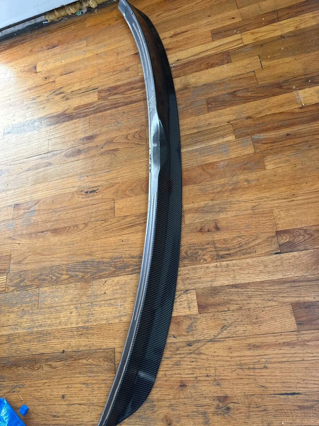 FREEMOTOR802 Ford Explorer Trunk Spoiler