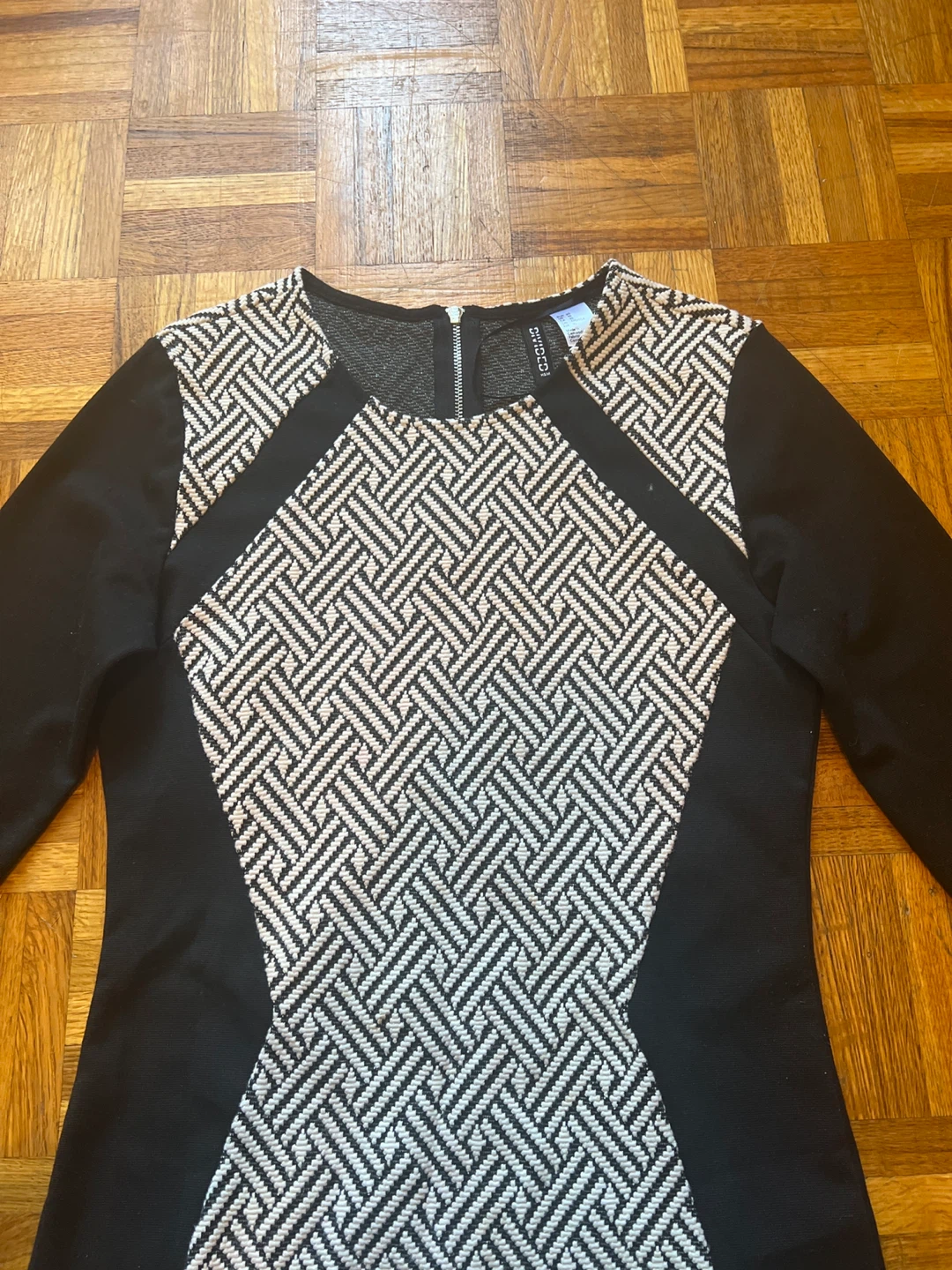 H&M Divided Dress - Size 10 - photo 2