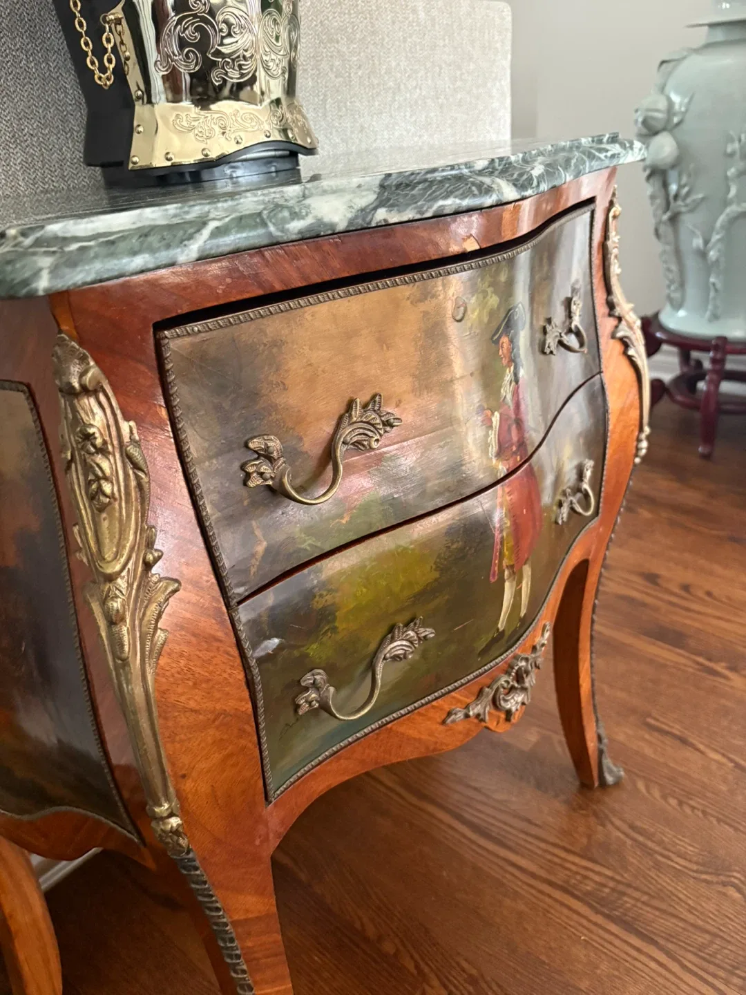 Vintage Bombe Chest with Marble Top image indicator(3)