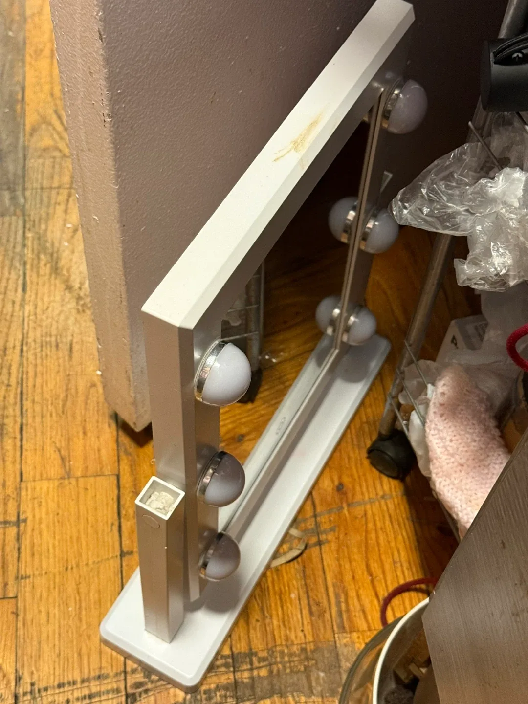 Vivitar Hollywood LED Lighted Vanity Mirror