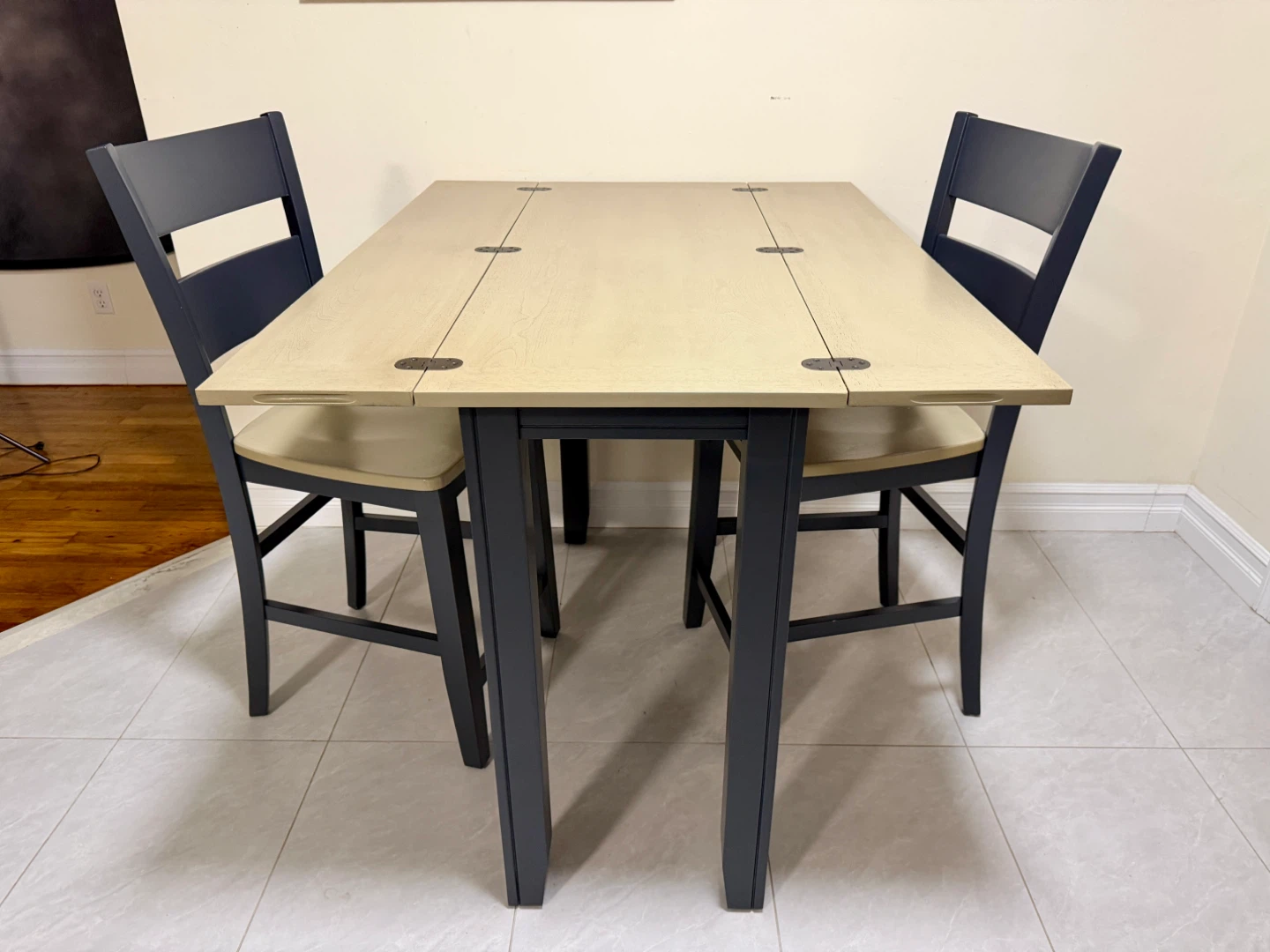Drop Leaf Dining Table with 2 Chairs - photo 2
