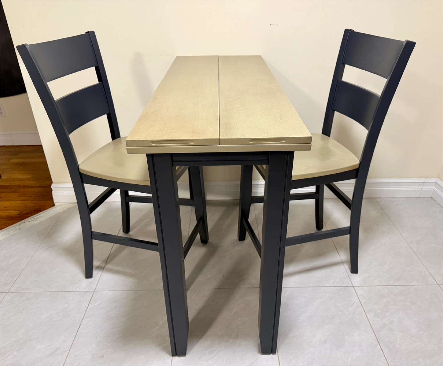 Drop Leaf Dining Table with 2 Chairs - photo 3