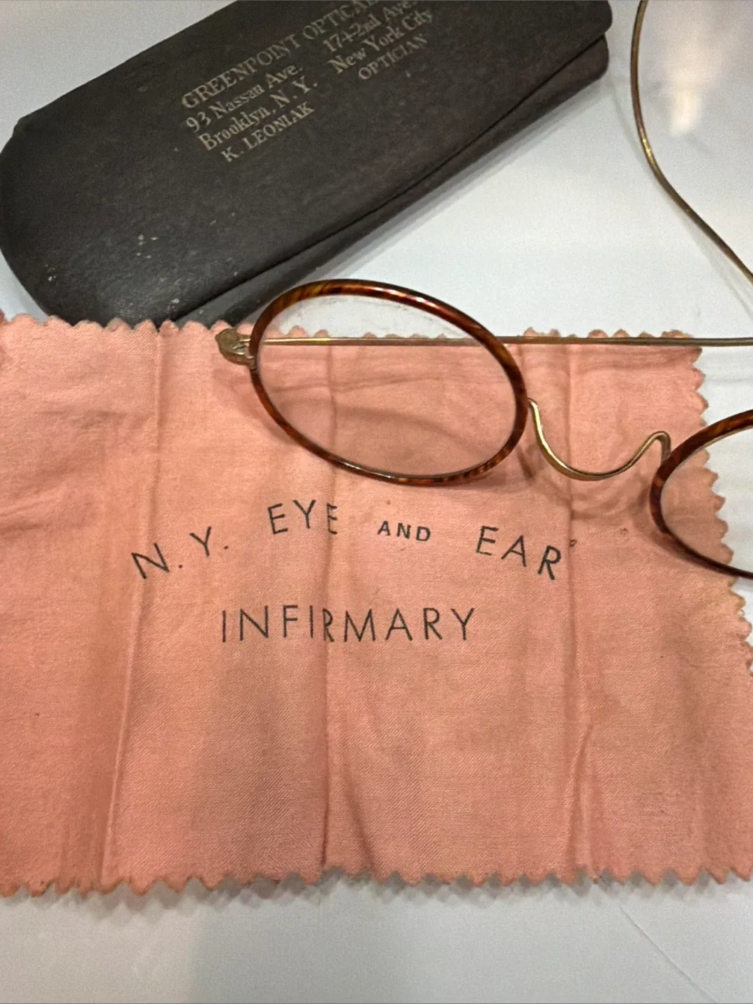 Vintage Greenpoint Optical Round Glasses image indicator(2)