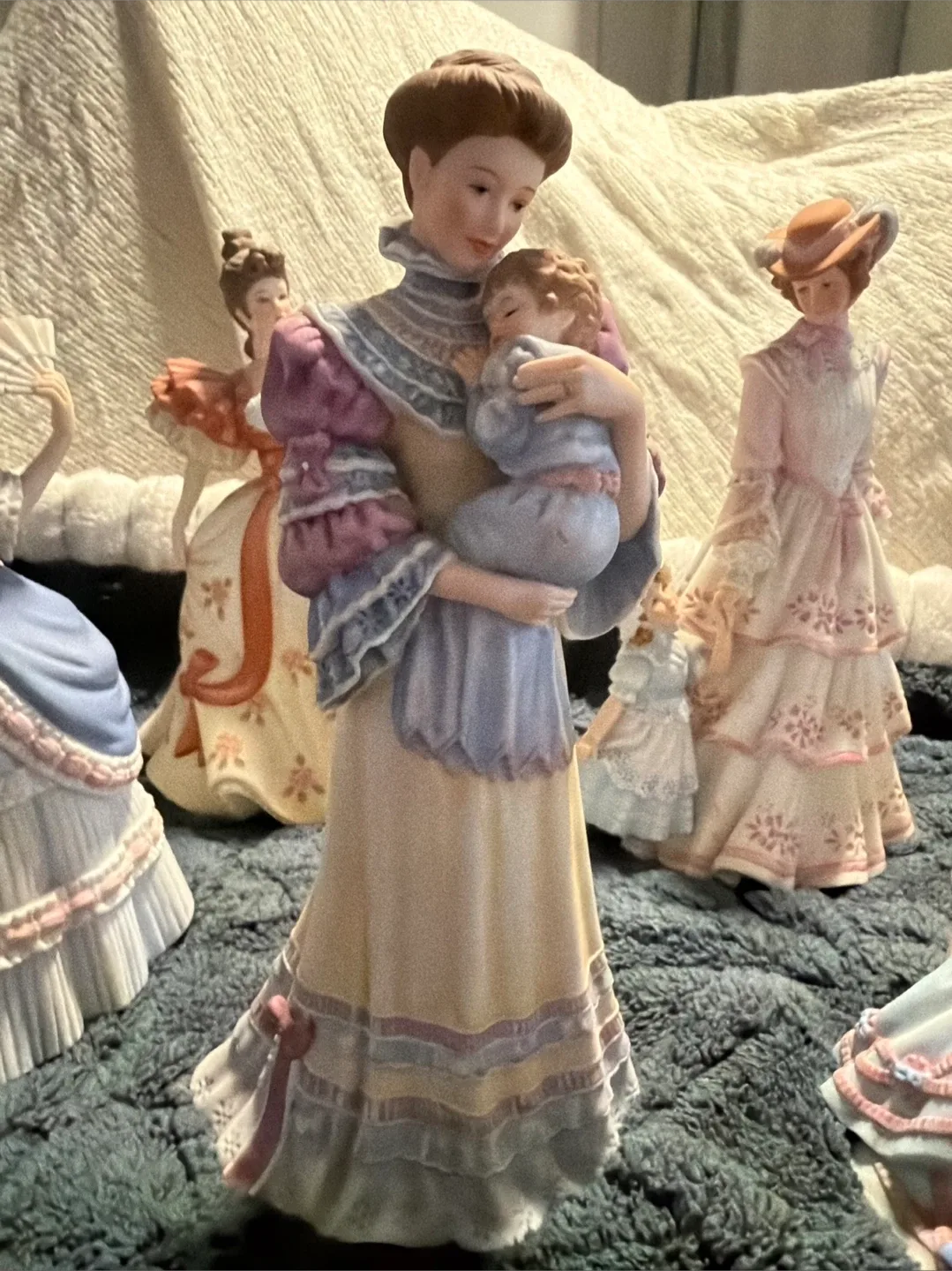 Vintage Porcelain Figurines - Elegant Ladies image indicator(4)