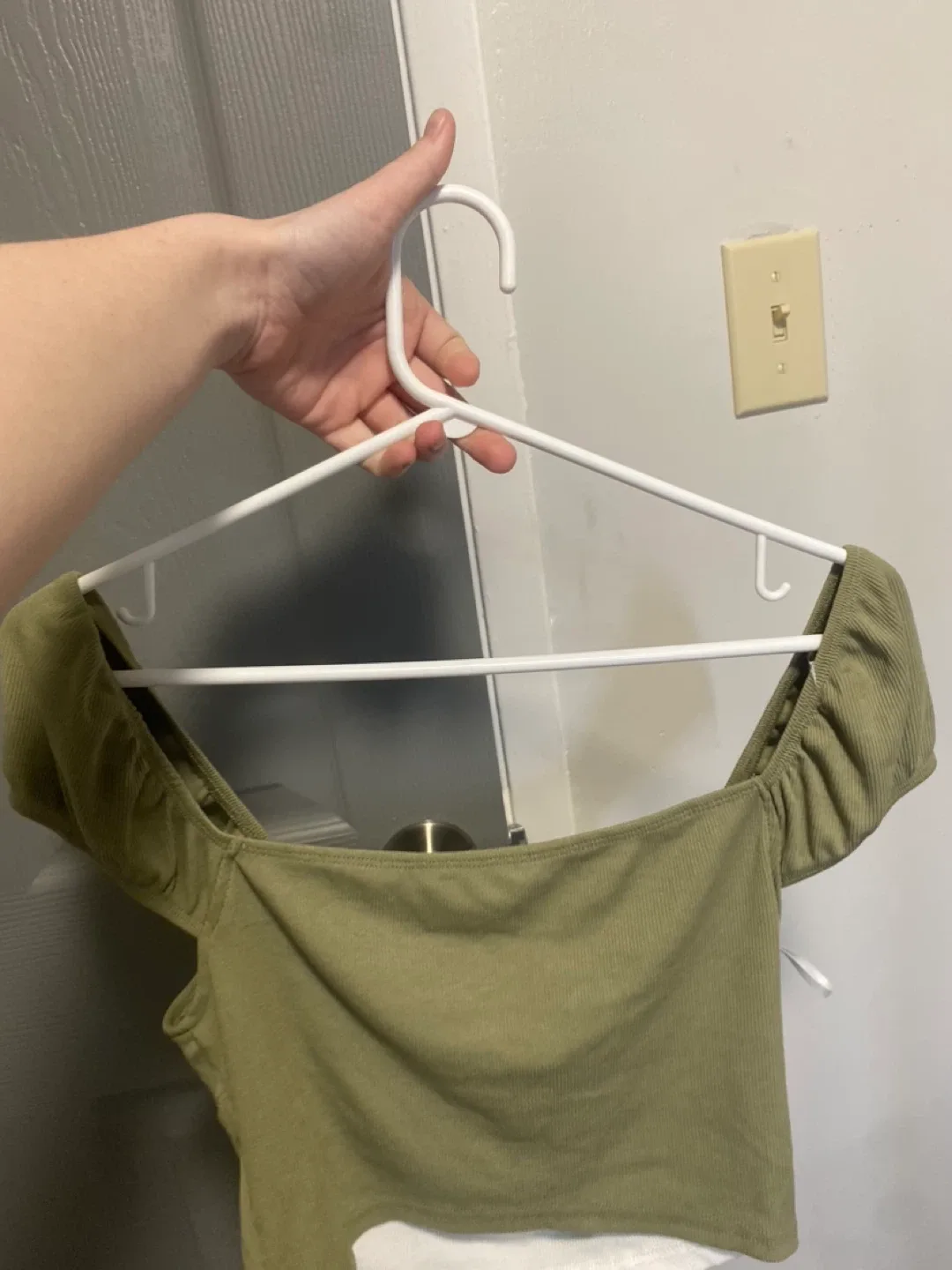 Olive Green Crop Top image indicator(2)