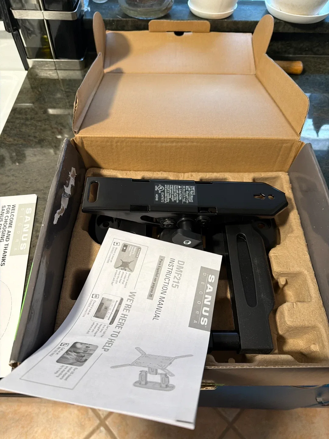 Sanus Full-Motion TV Wall Mount 32-55 inch image indicator(3)