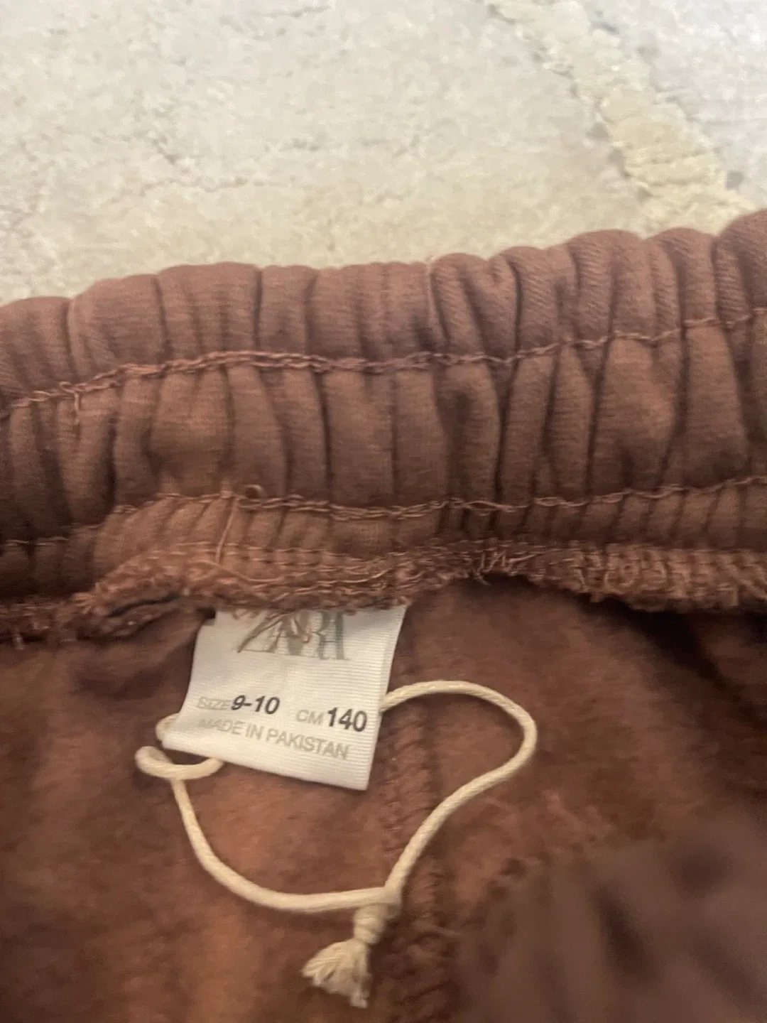 Size 9/10 Zara new brown fleece joggers image indicator(2)