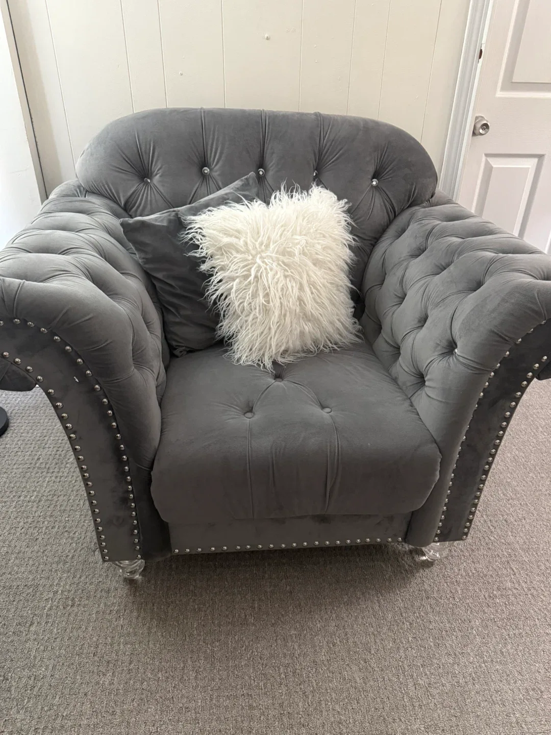 Grey Couch Set – Great Condition image indicator(4)
