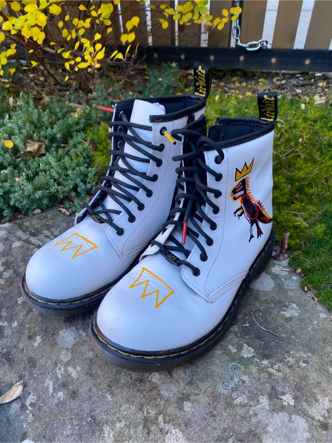 DR MARTENSxBASQUIAT Limited Edition boots