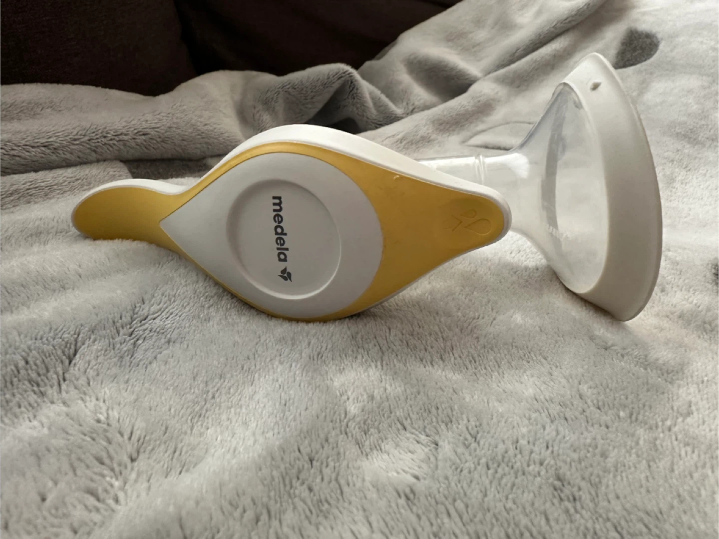 Gently used Medela Harmony Manual Breast Pump - photo 3