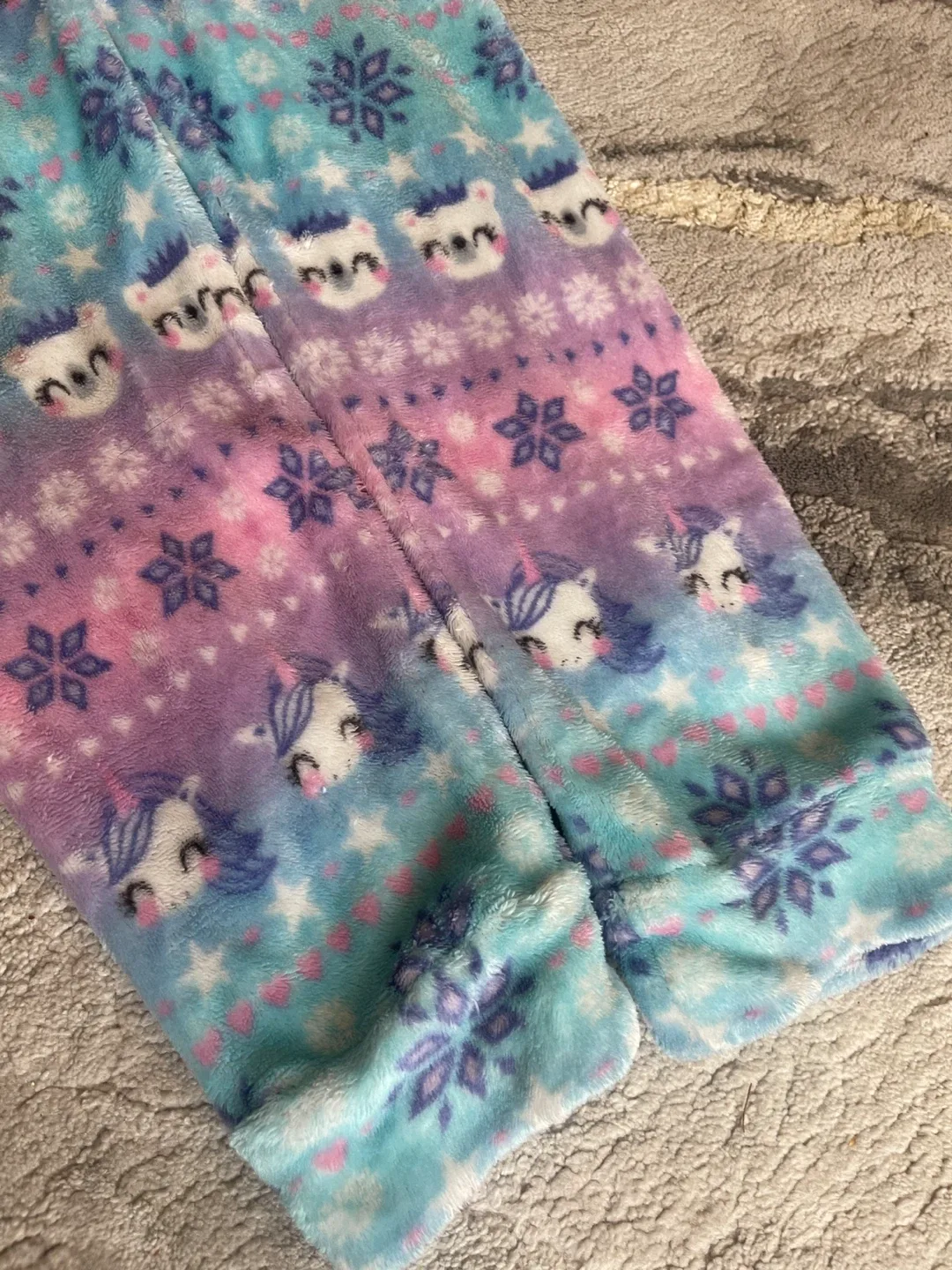 7/8 girls Fleece Pj set image indicator(3)