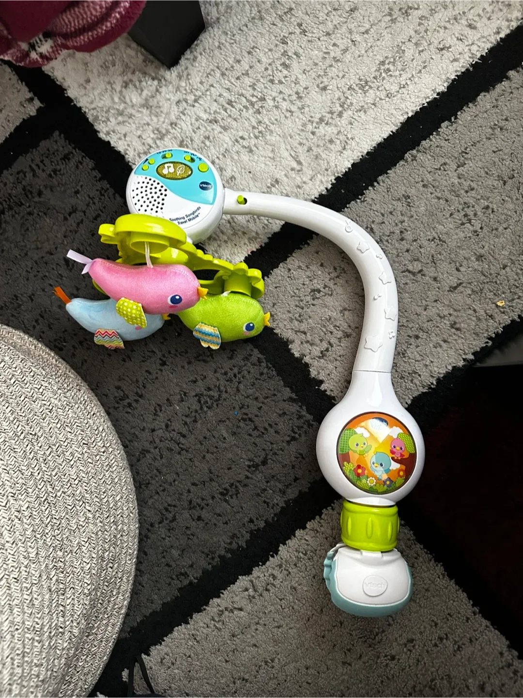 VTech Soothing Songbirds Travel Mobile