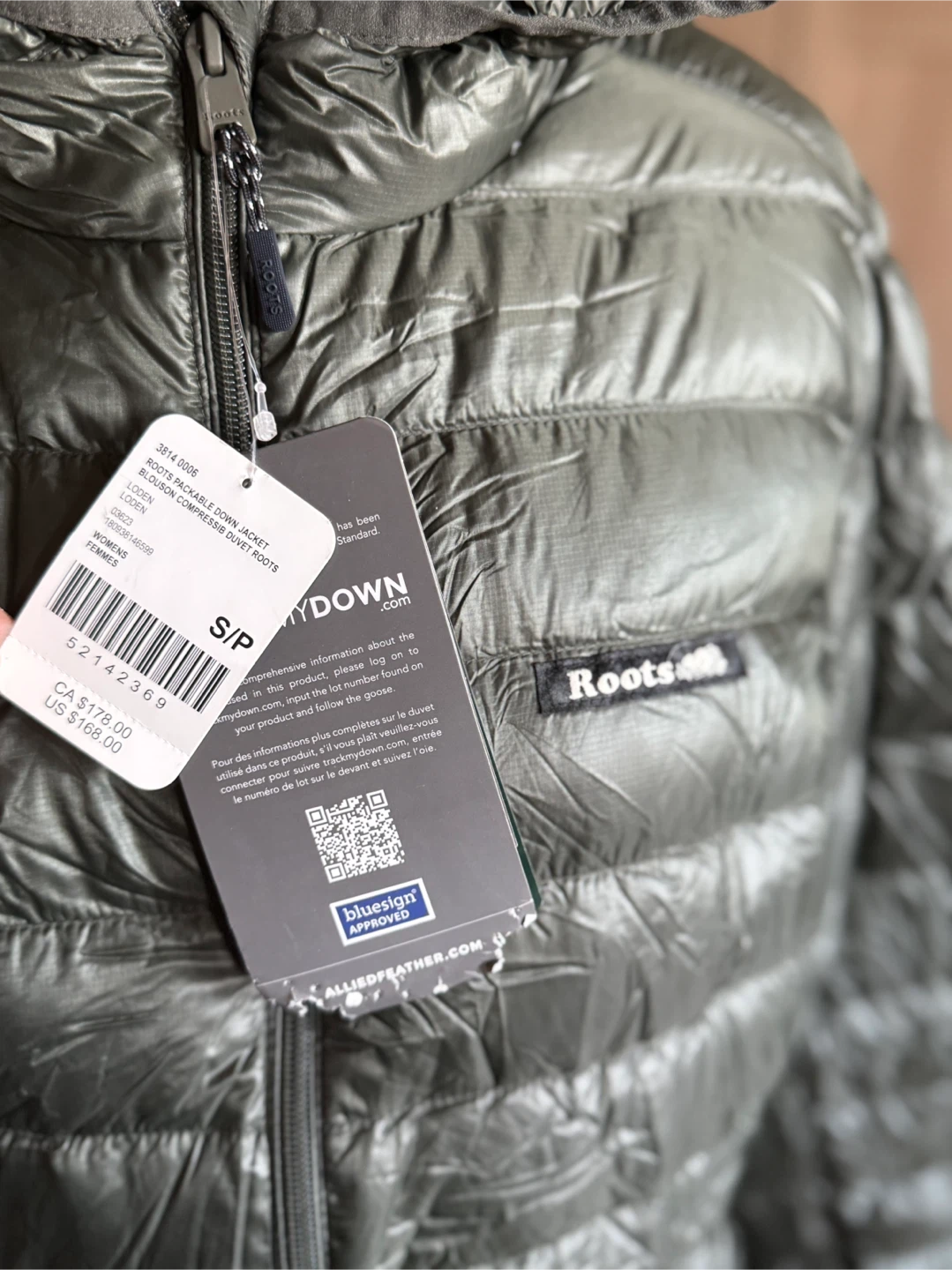 *Tags attached* Roots Packable Down Jacket - Size S/P - photo 4