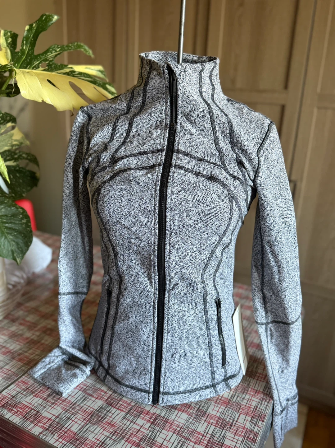 Lululemon Define Jacket Size 6
