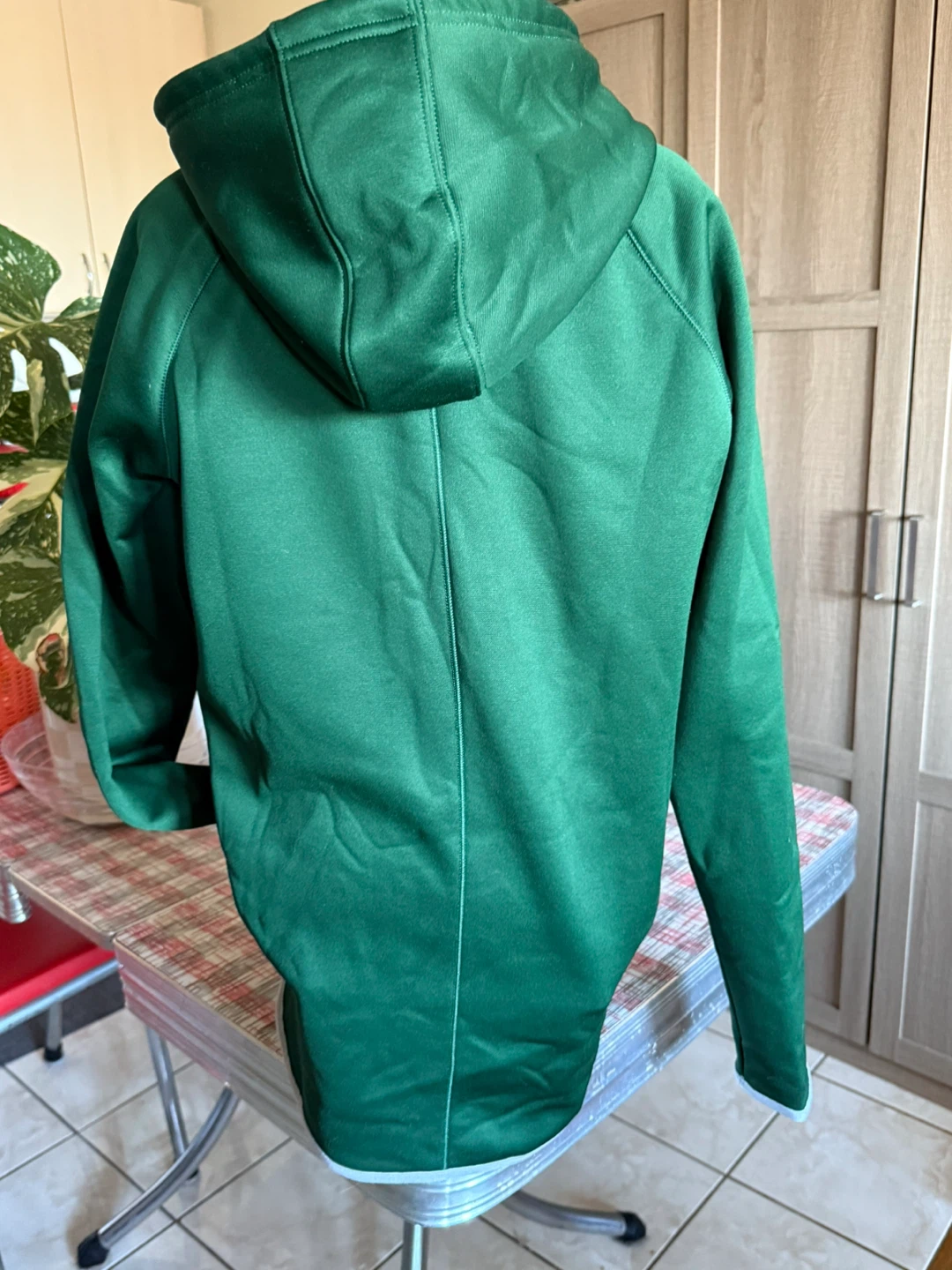 Under Armour Green Hoodie - Size Small - photo 2