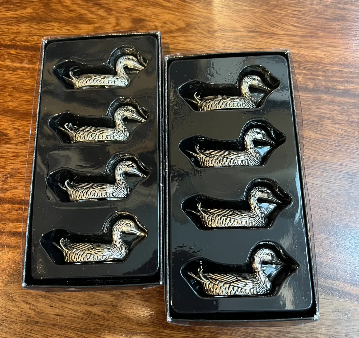 Silver Tone Flaware Rests image indicator(6)