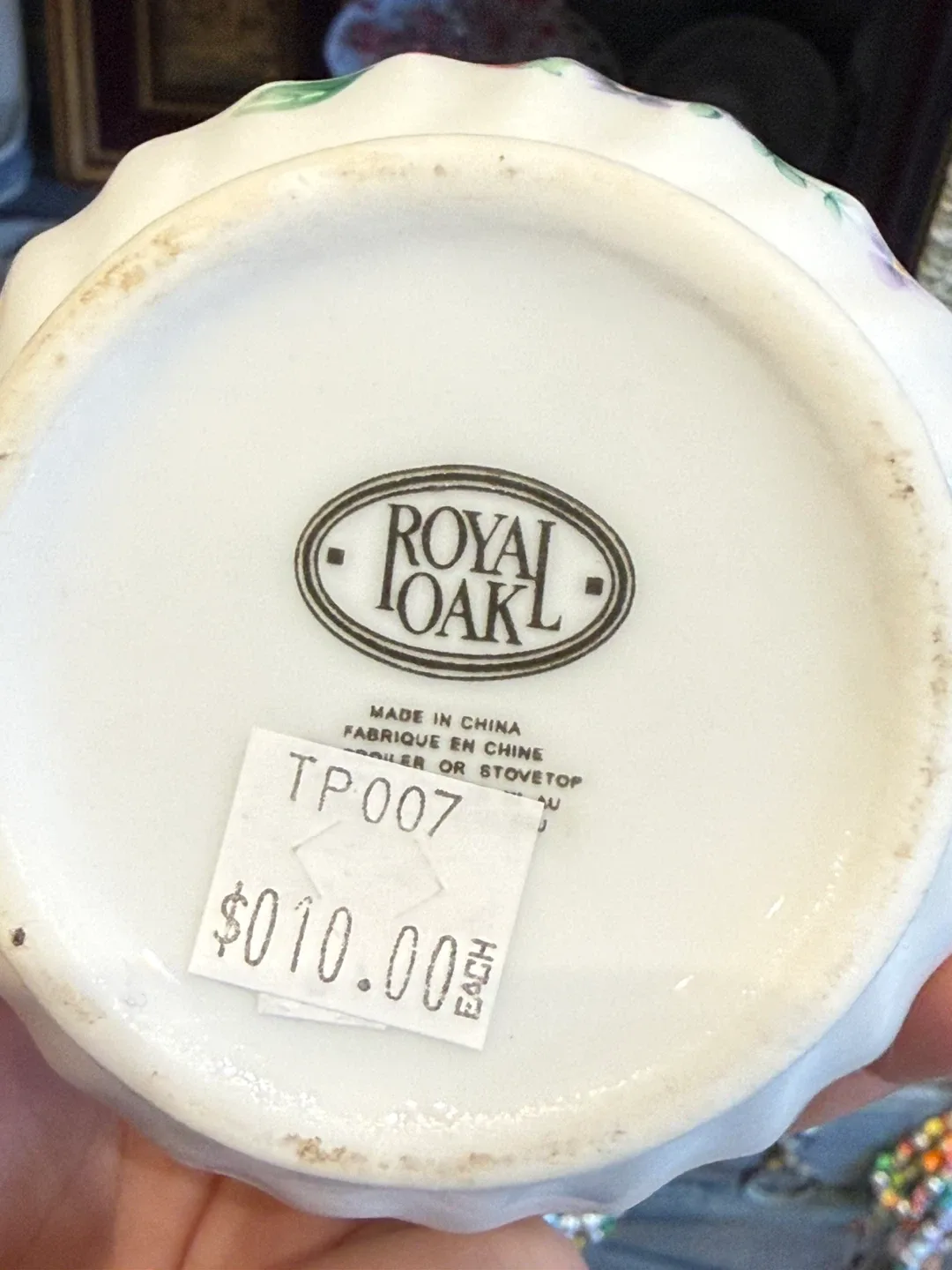 Royal Oak Floral Bowl image indicator(2)