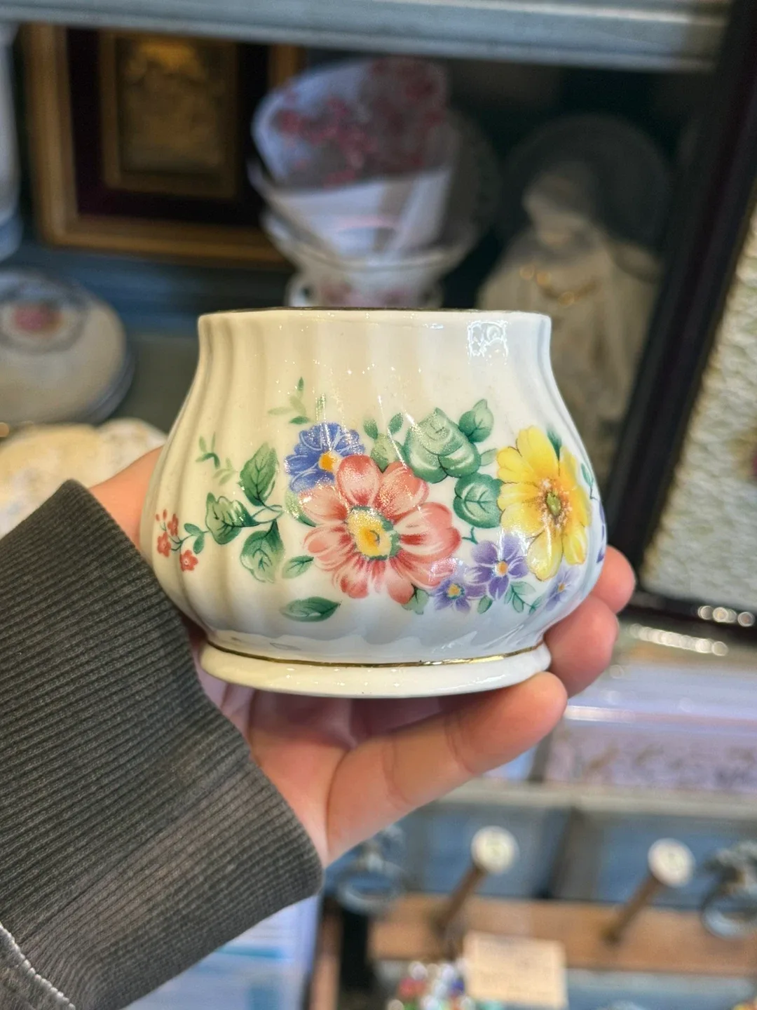 Royal Oak Floral Bowl