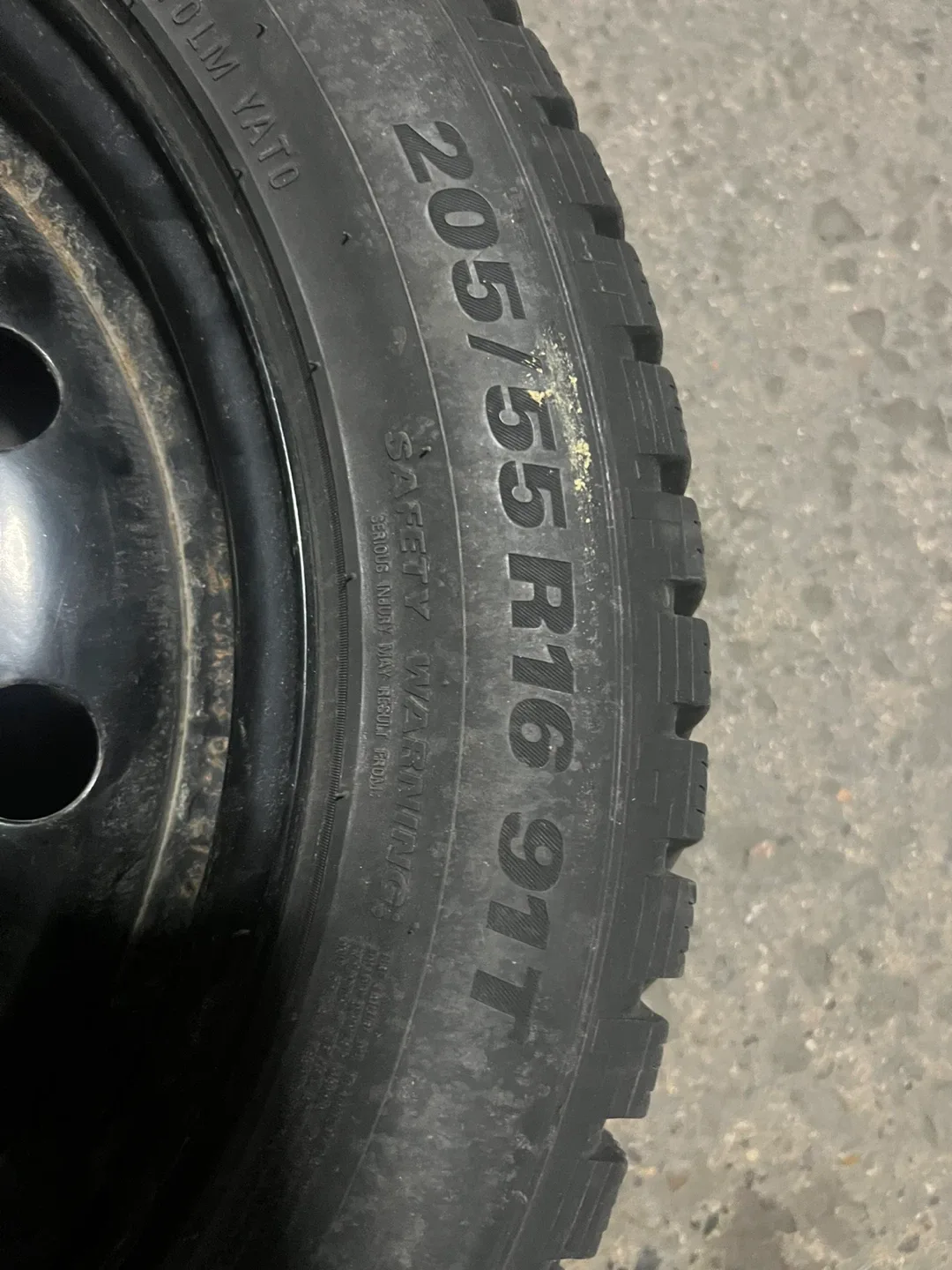 Kumho Wintercraft Ice 205/55R16 91T Tire image indicator(5)