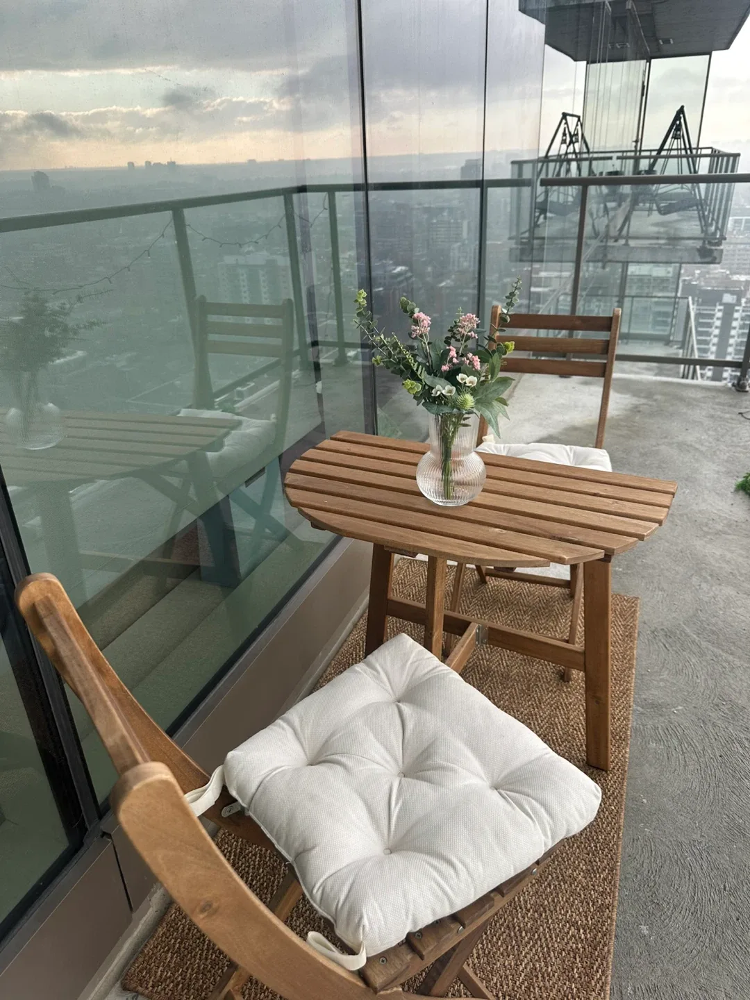 IKEA ASKOLMEN Bistro Set - Outdoor+ 3 Hanging Artificial Plants image indicator(3)