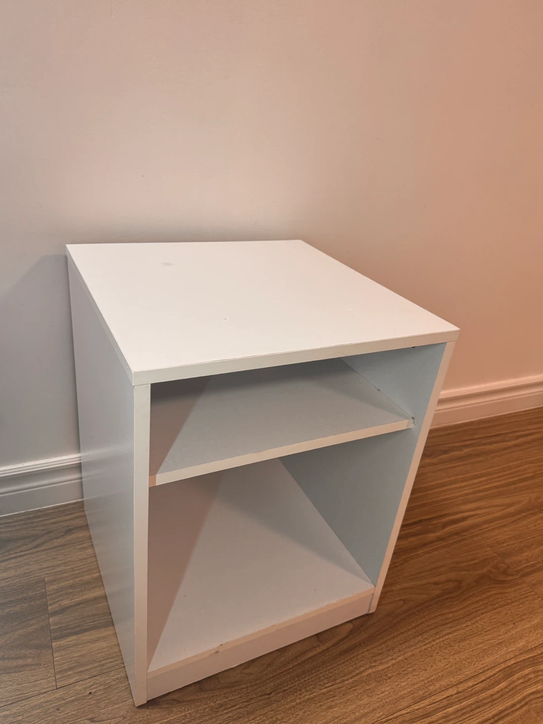 2 White night stands - photo 4