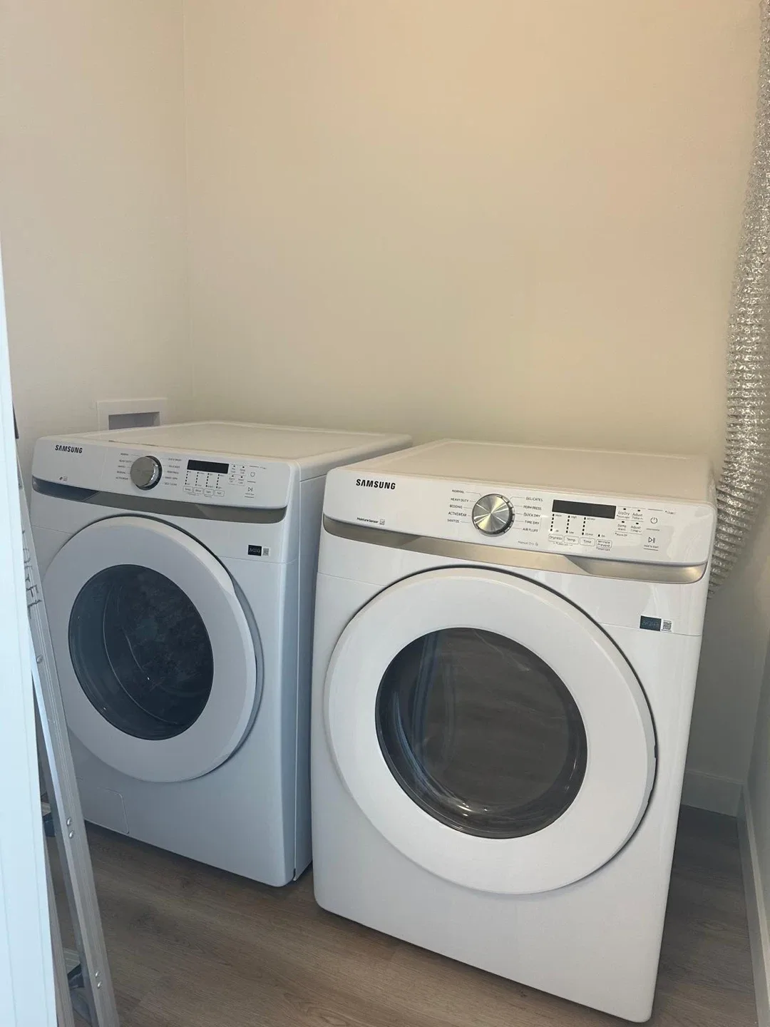 Rental- Two Bed/2 Bath in Livingston NW image indicator(4)