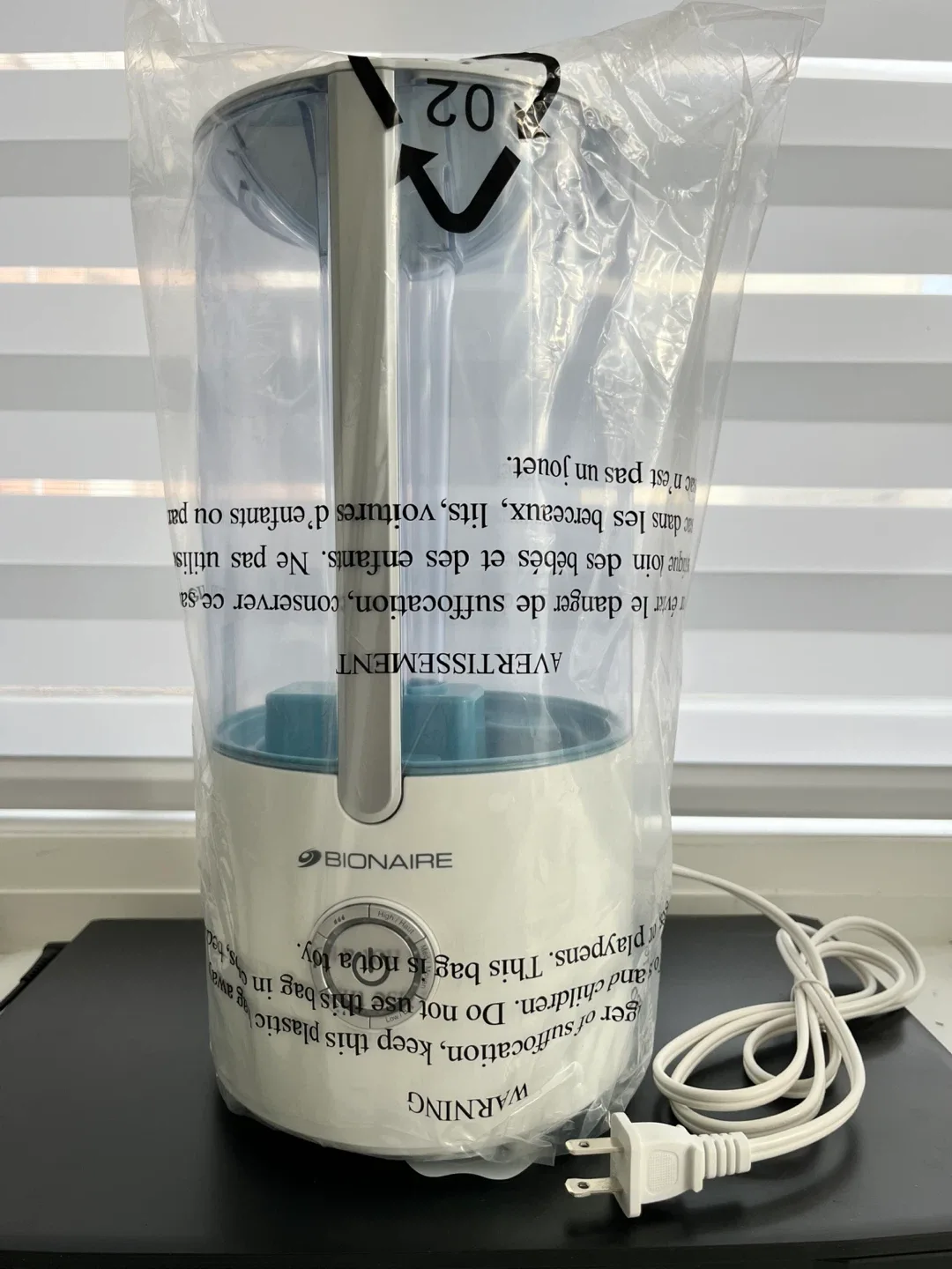 Bionaire Ultrasonic Humidifier - Visible Cool Mist image indicator(3)