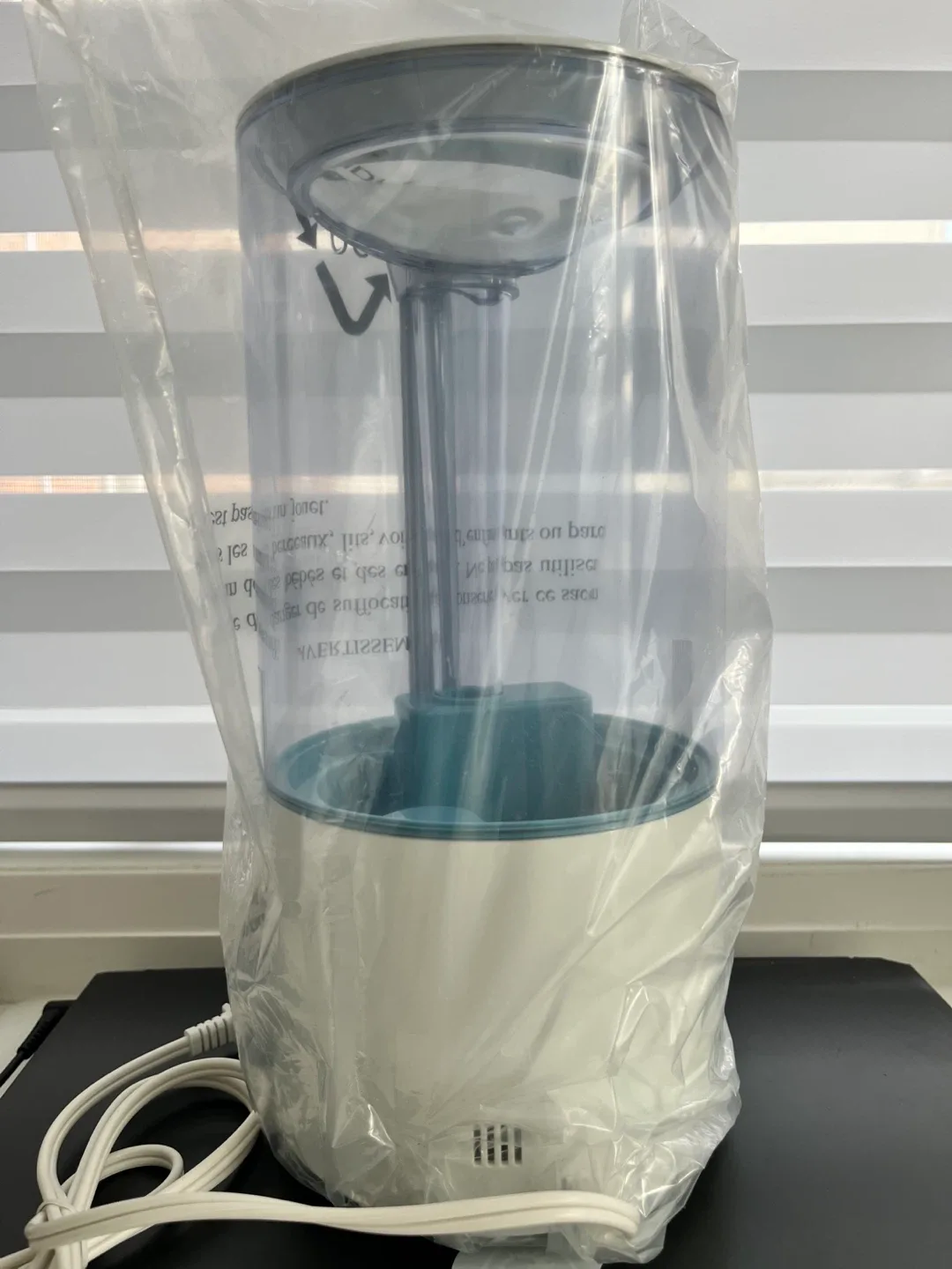 Bionaire Ultrasonic Humidifier - Visible Cool Mist image indicator(2)