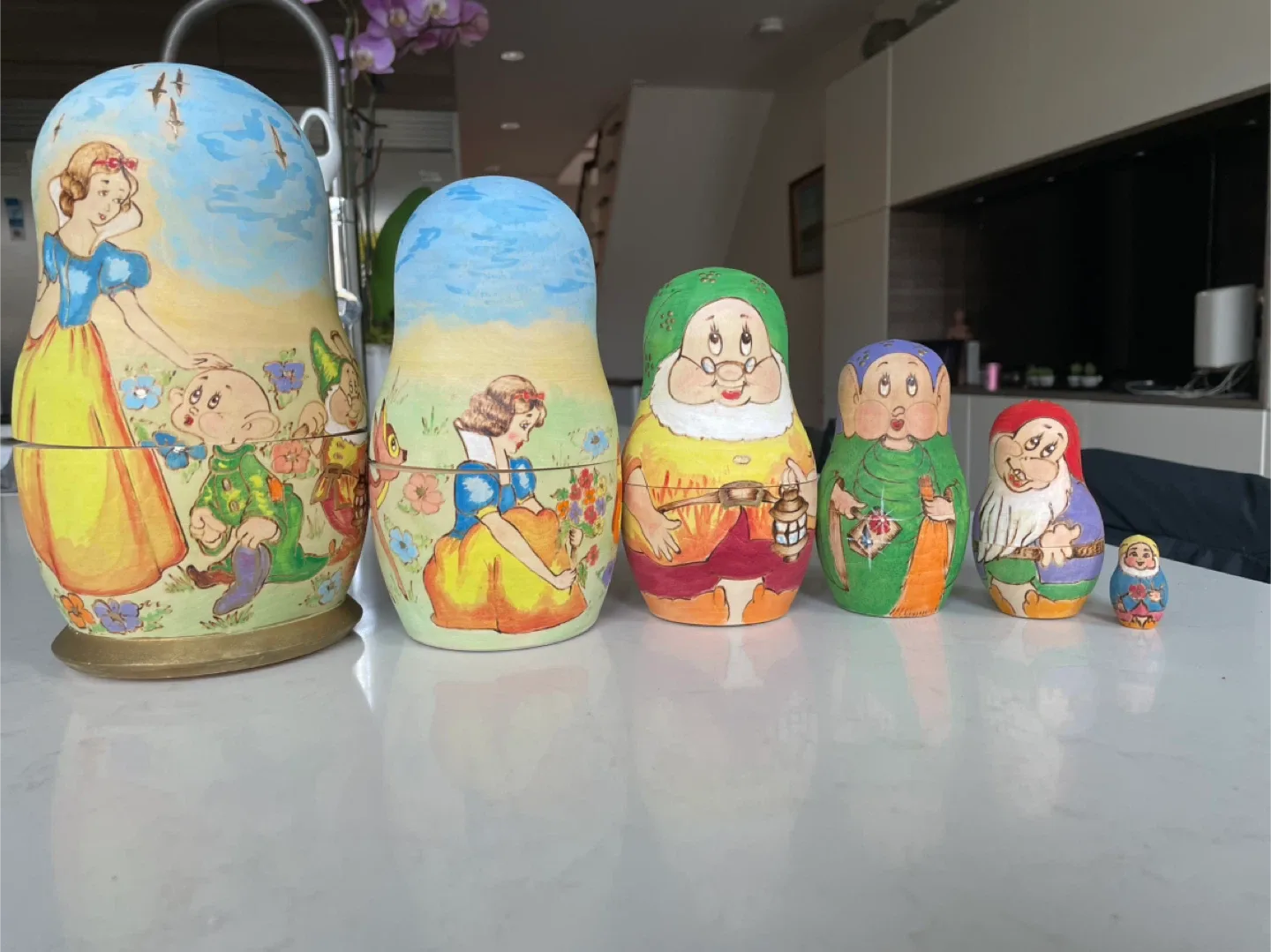 Snow White Nesting Dolls Set
