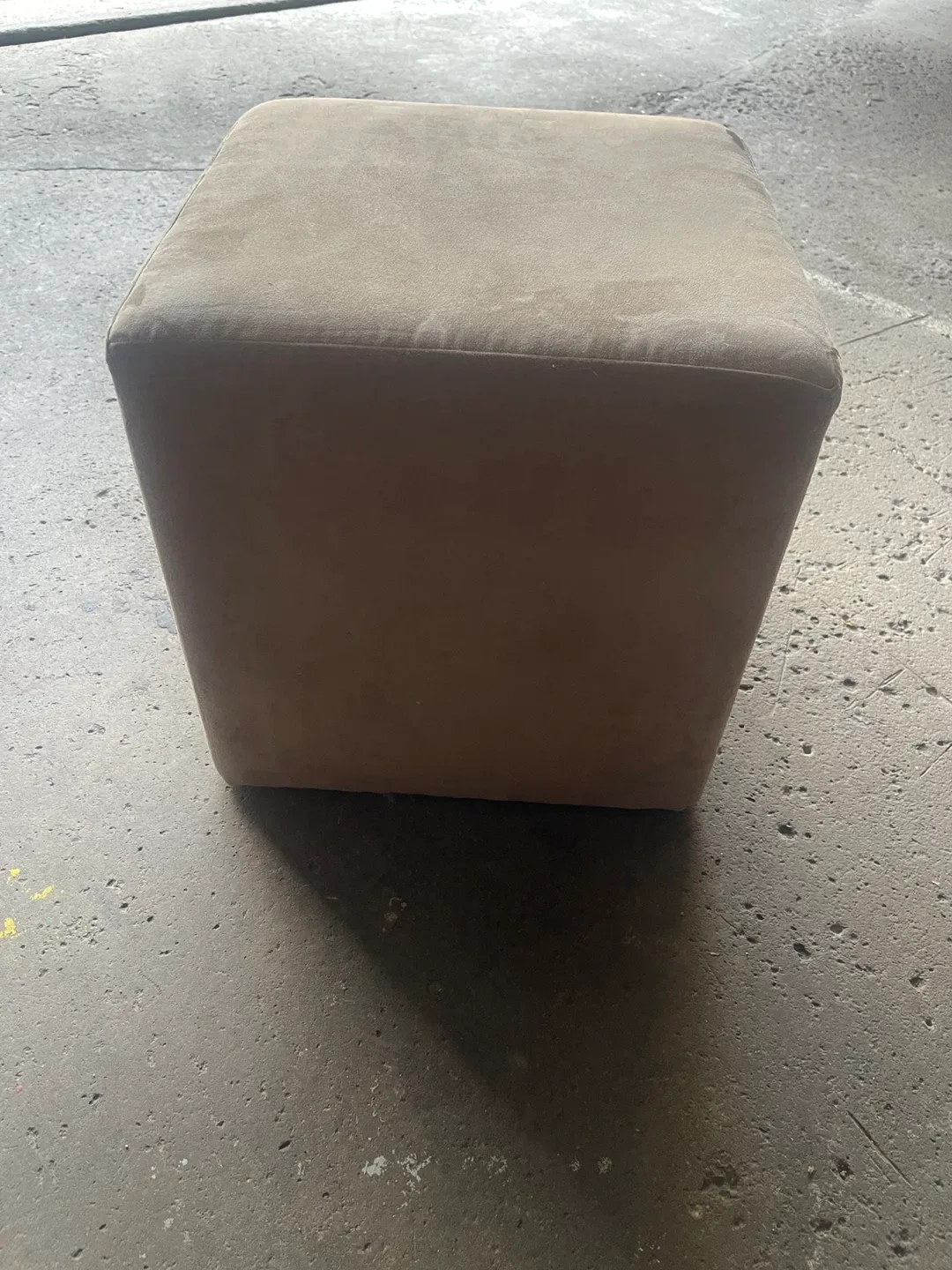 Beige Ottoman Cube - 17"x17"