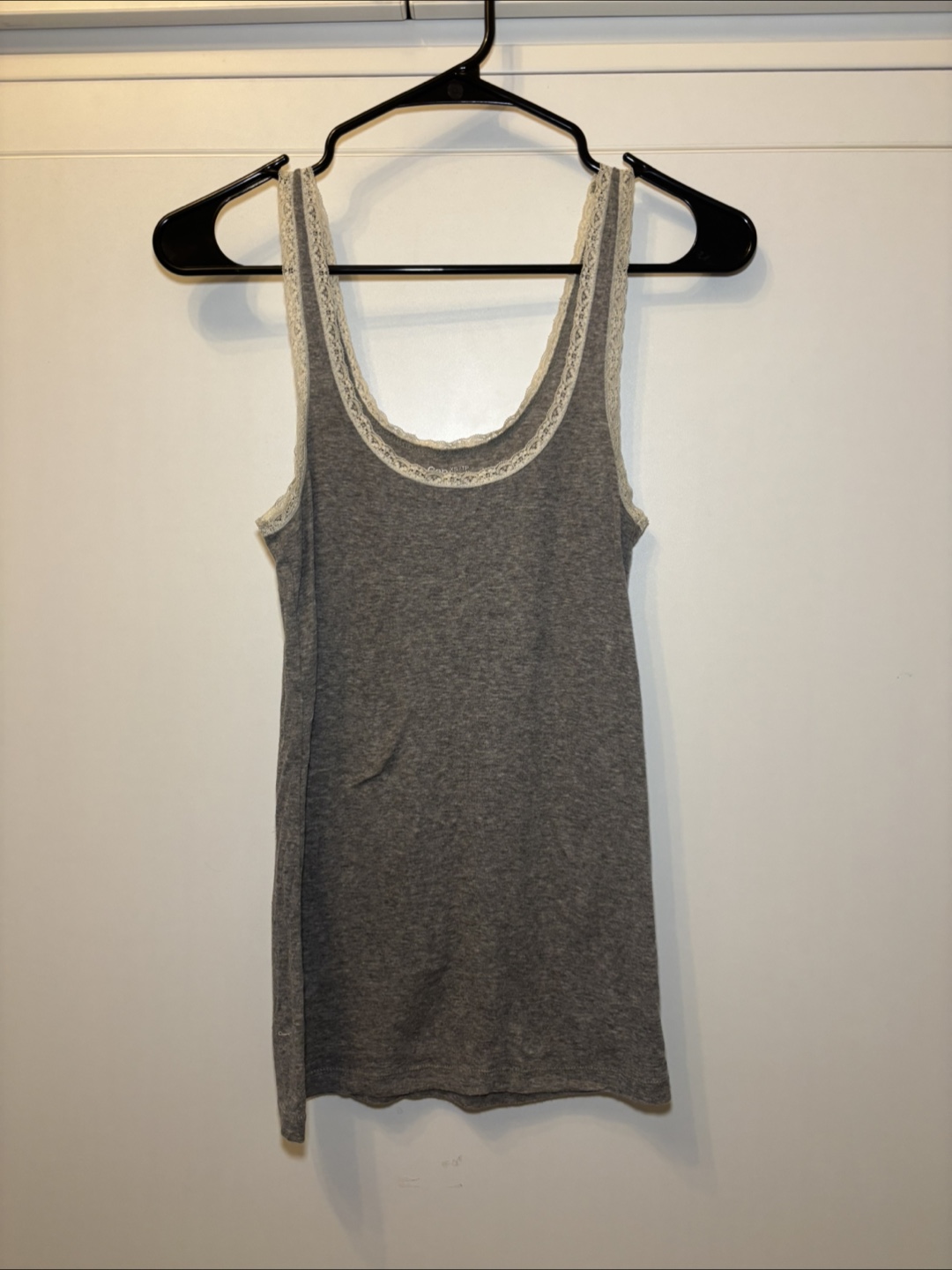 3-Pack Y2K Lace Cami Top Bundle - photo 4
